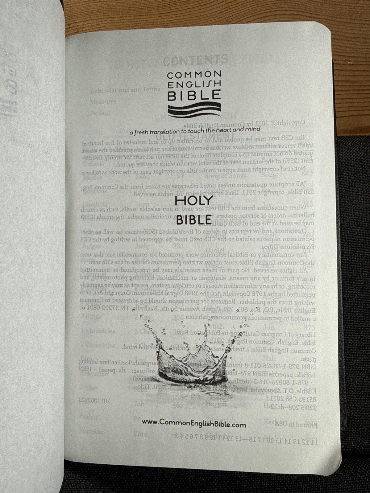 CEB Common English Thinline Bible with Apocrypha (2011 DecoTone Black)
