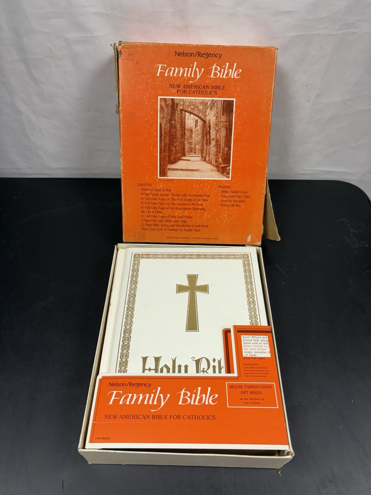 Vtg Regency Family Bible 1978 Padded White Cover Box Registry Section Gold Edged