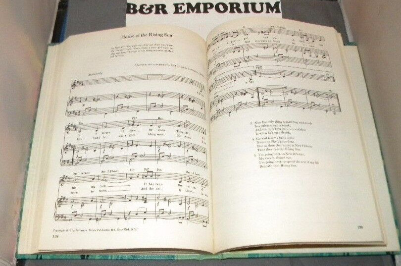 The Weavers’ Song Book – (1960 Harper & Brothers) – Hardcover, 177 pages
