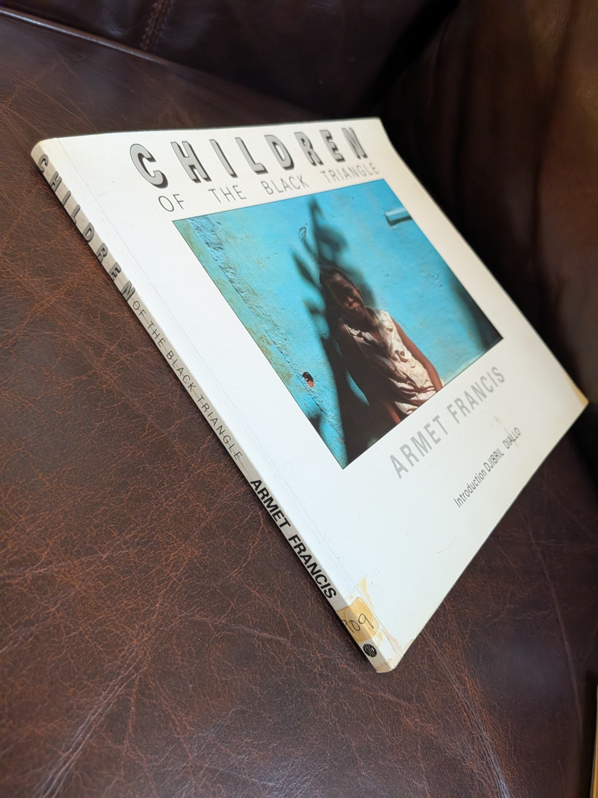 Children of the Black Triangle (Francis Armet; 1988, Illustrated; 96pp. VGC