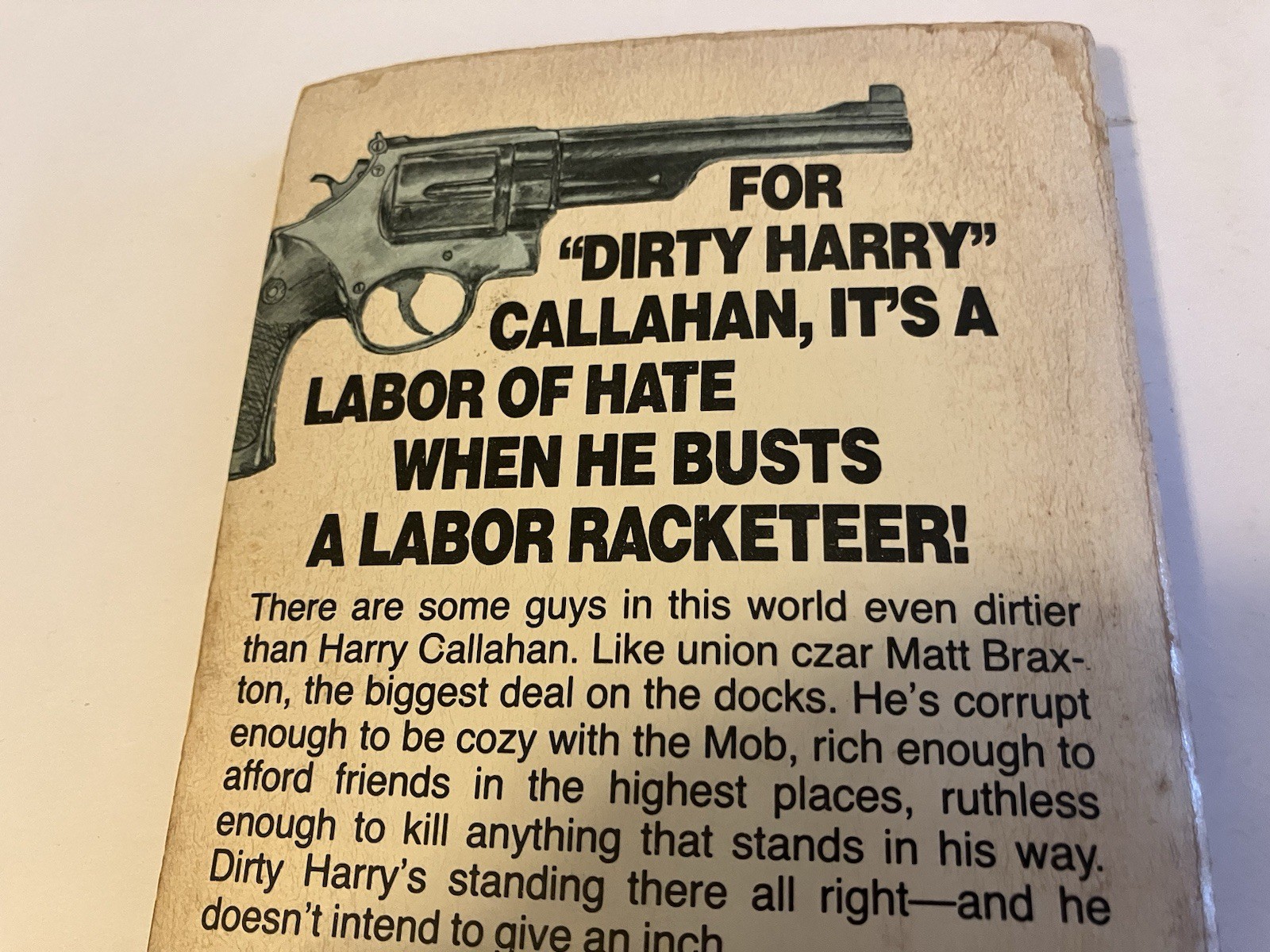DIRTY HARRY DEATH ON THE DOCKS DANE HARTMAN 1981 PB 1ST WARNER MOVIE TIE-IN