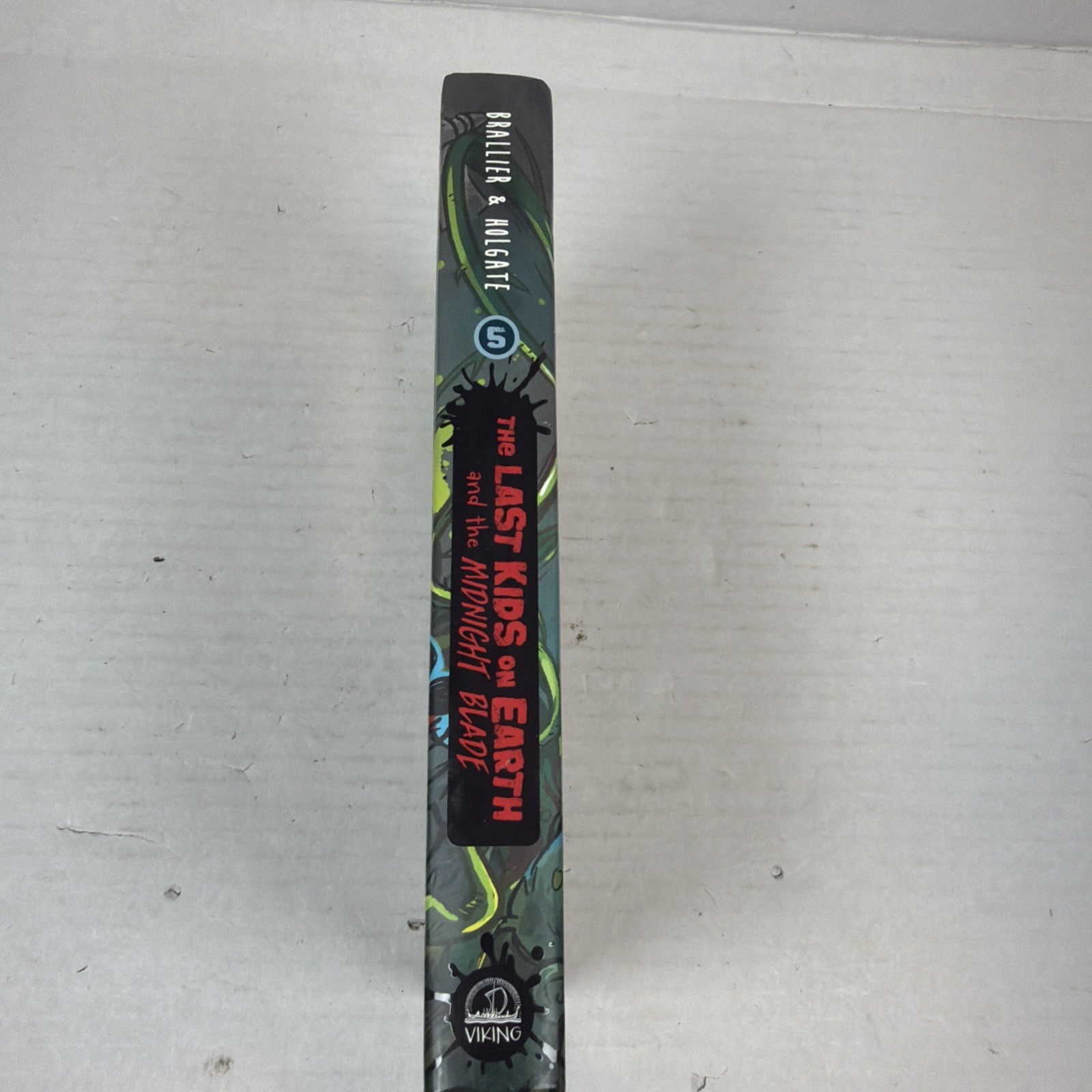 The Last Kids on Earth and the Midnight Blade – Hardcover – VERY GOOD
