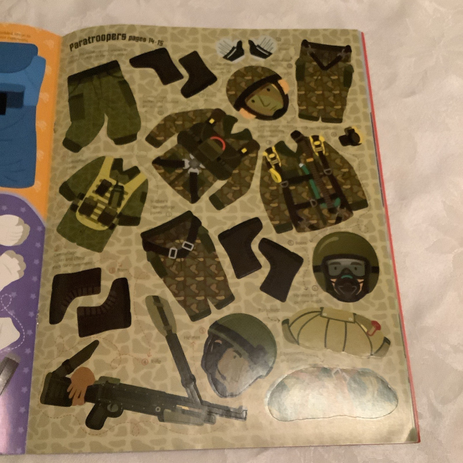 Usborne Activities 200 Stickers Dressing HEROES 2012 M Cullis EDC Publishing SC