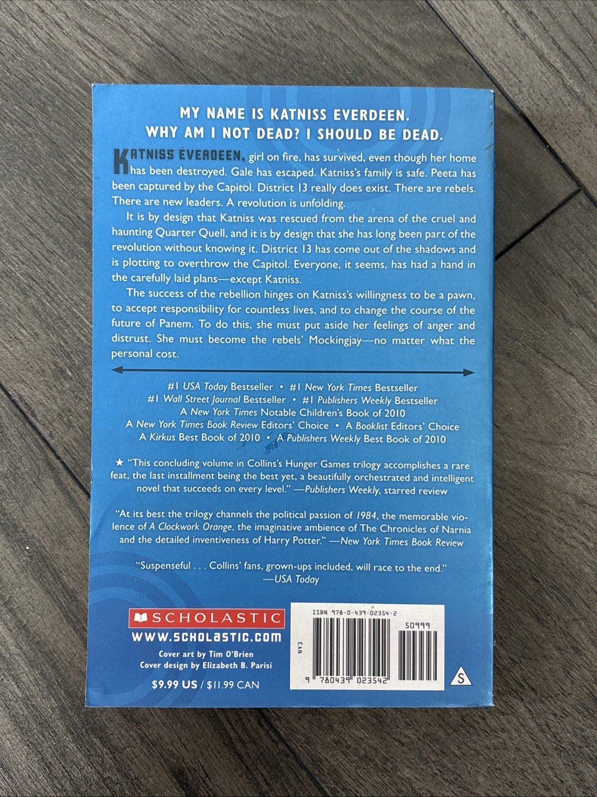 Mockingjay (Hunger Games, Book Three) by Suzanne Collins (2014, Trade Paperback)