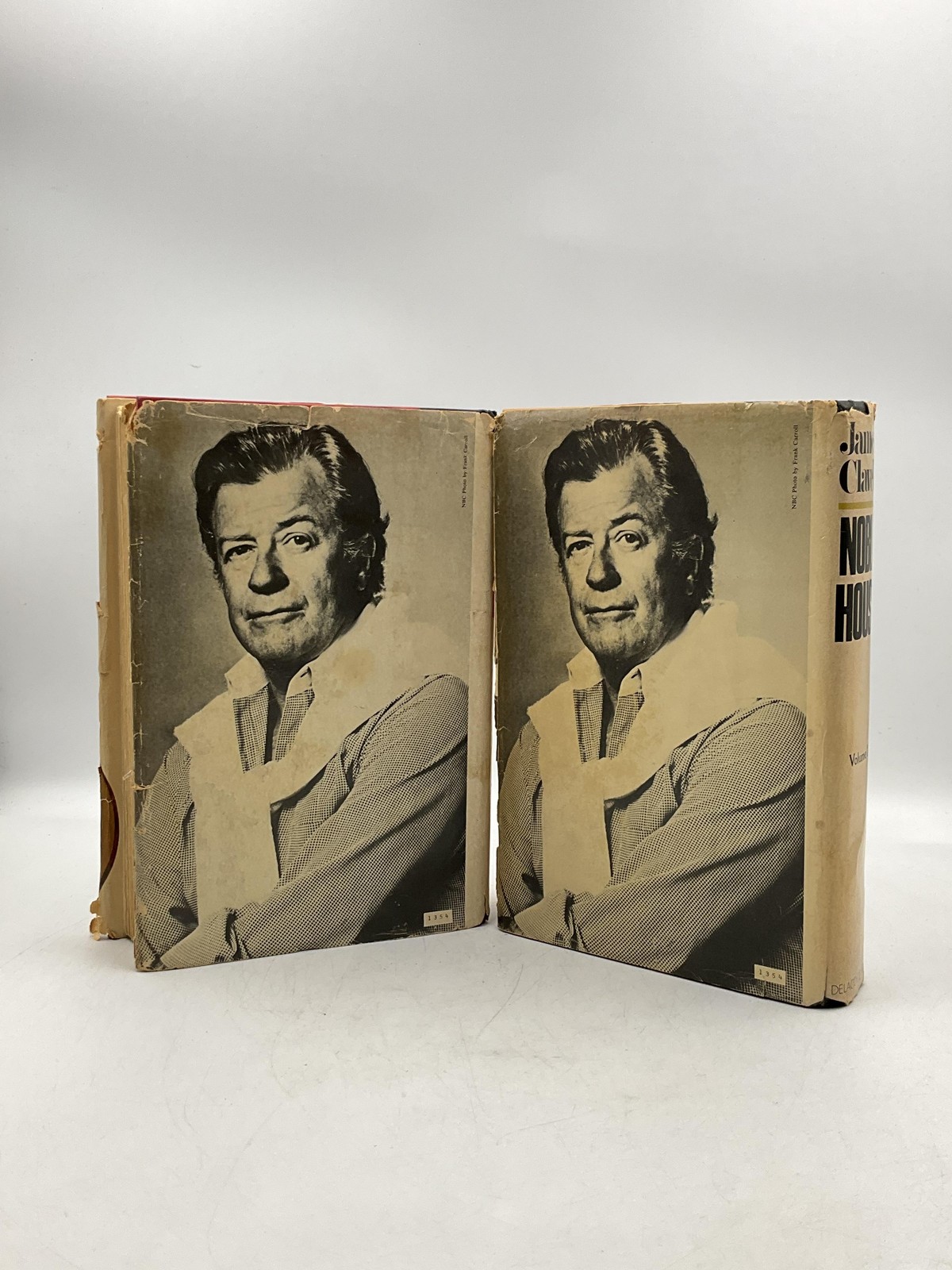 Noble House James Clavell 1981 Hardcover Delacorte Press Book Club Vols 1 & 2