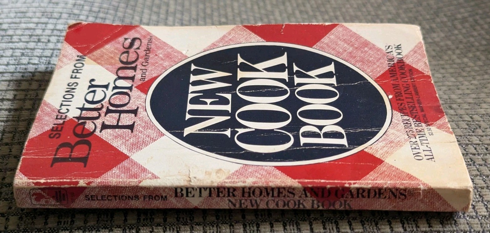 VTG 1983 Pocket Size Paper Back Selections Better Homes And Gardens Cookbook