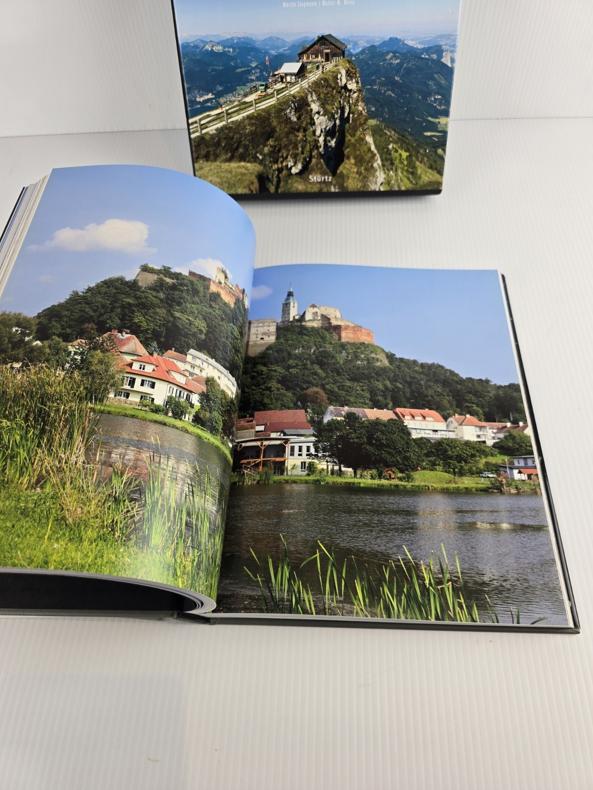 Travel AUSTRIA By Walter M. Weiss & Martin Siepmann Hardcover Stürtz Hardcover