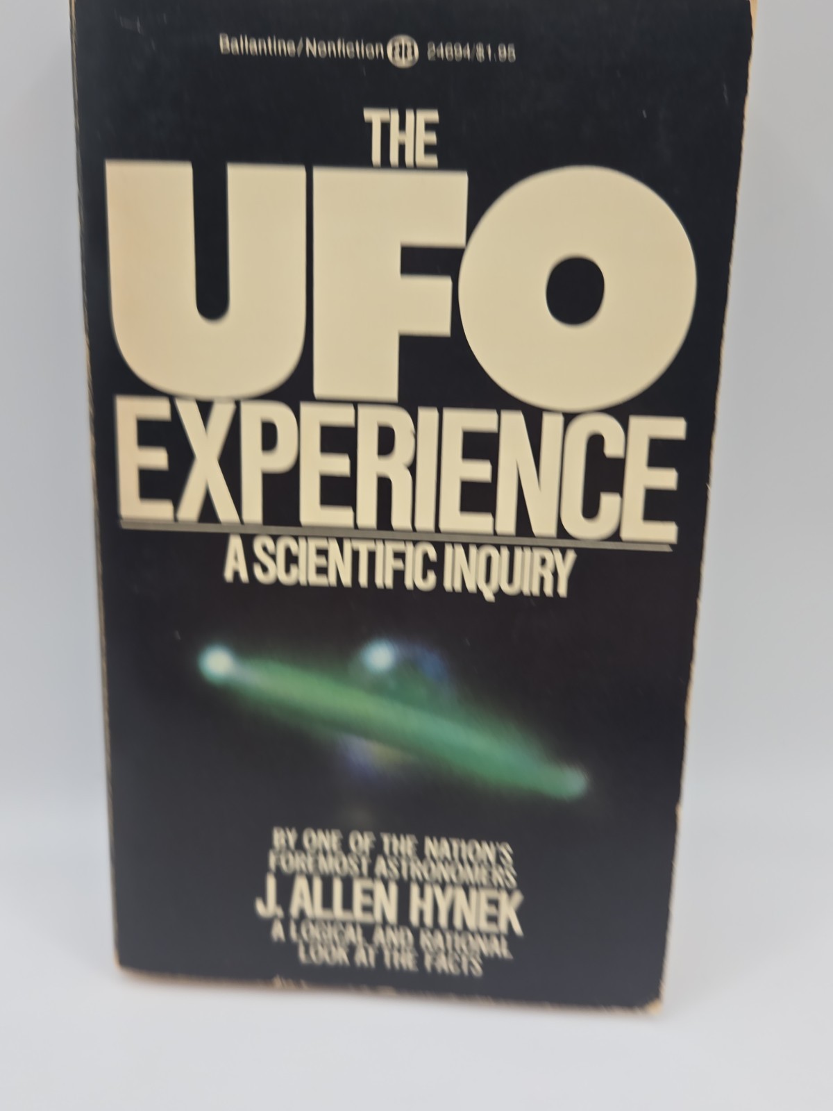 The UFO Experience A Scientific Inquiry J. Allen Hynek 1975 Paperback 3rd Print