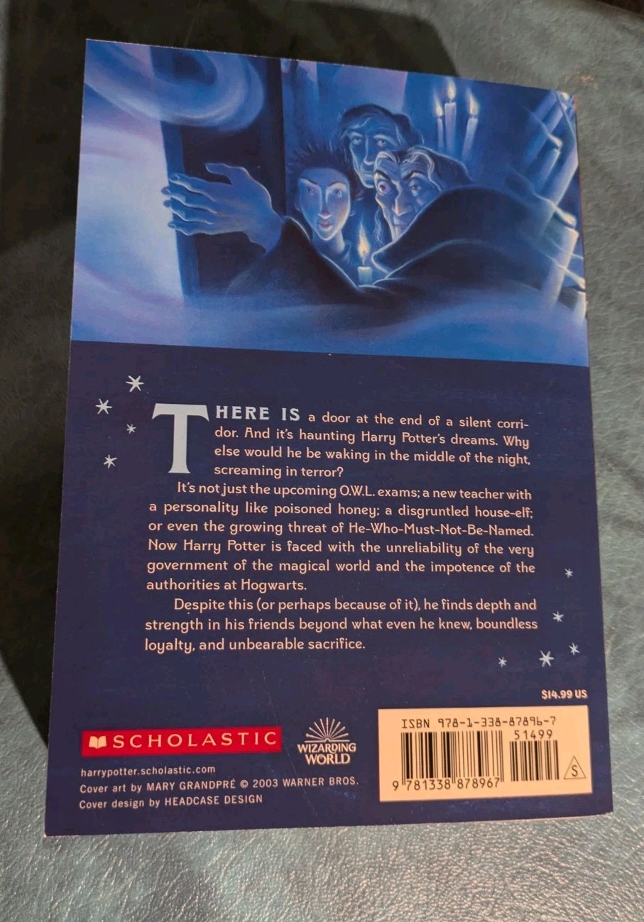 Harry Potter Special Edition Box Set 1-7 Paperback – Kazu Kibuishi Spine Mural