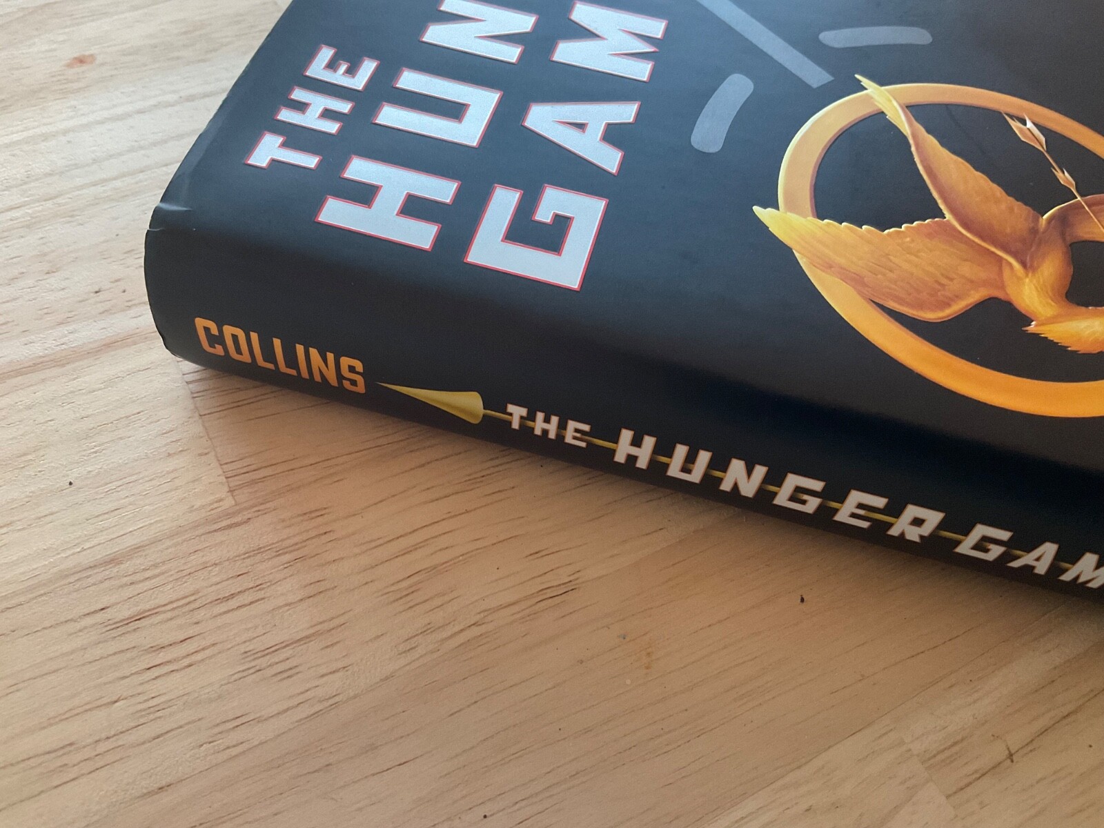 The Hunger Games Suzanne Collins 2008 First Edition 20th Gold Spine Print 2011