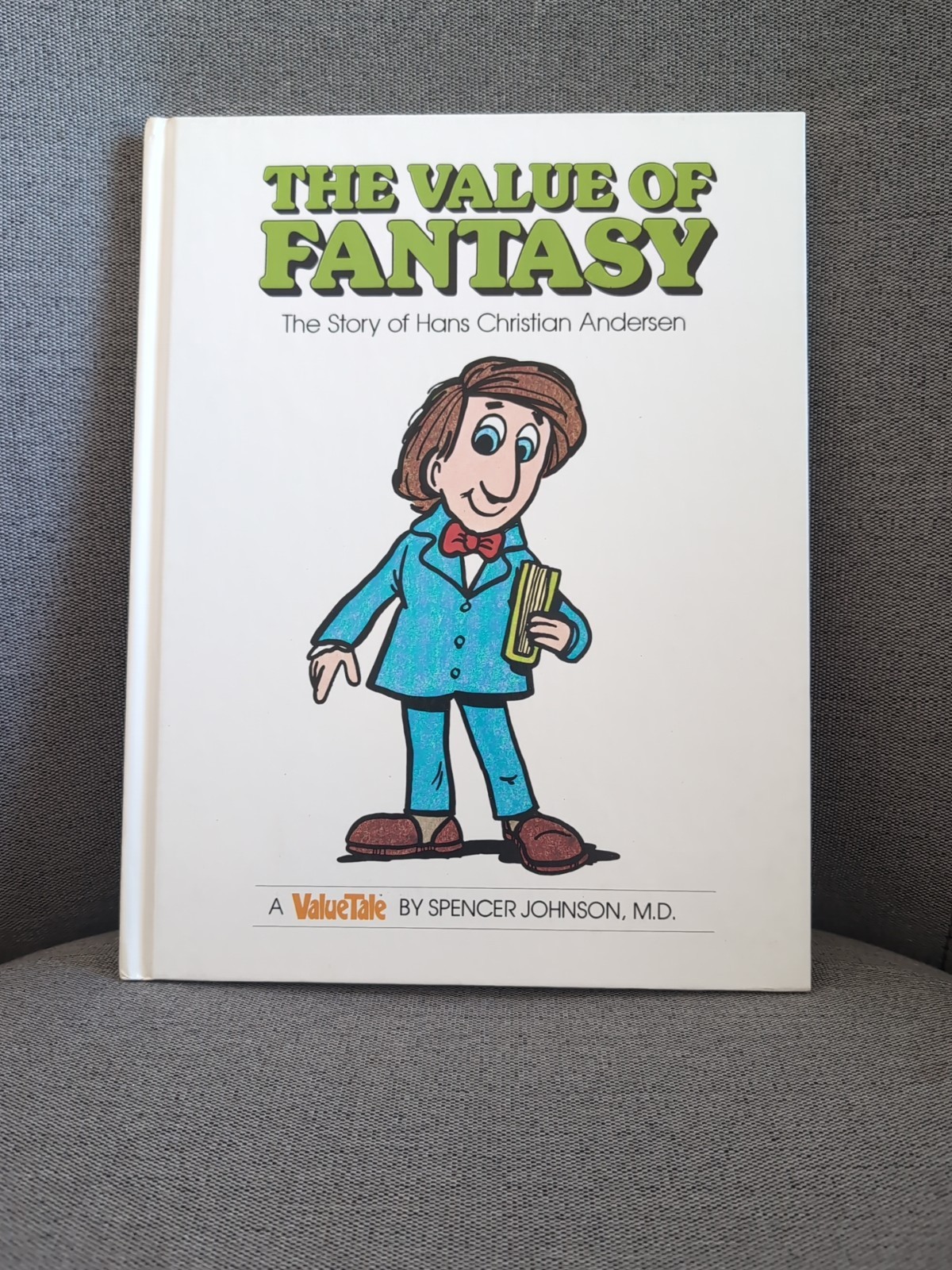ValueTale Hardcover Children’s Books – Lot of 10 Franklin Robinson Appleseed etc