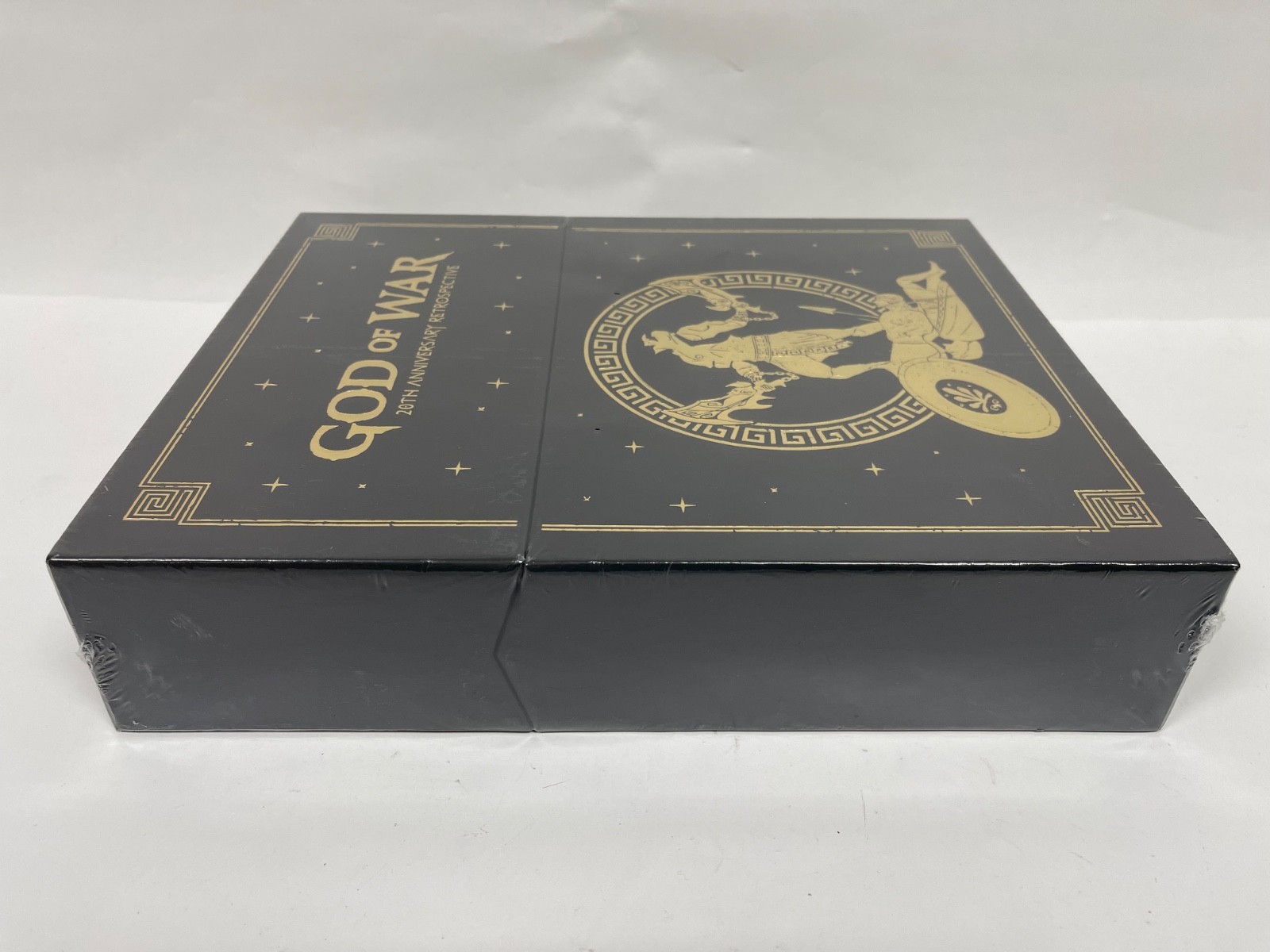God of War 20th Anniversary Retrospective Deluxe Edition Hardcover 2 Book Set