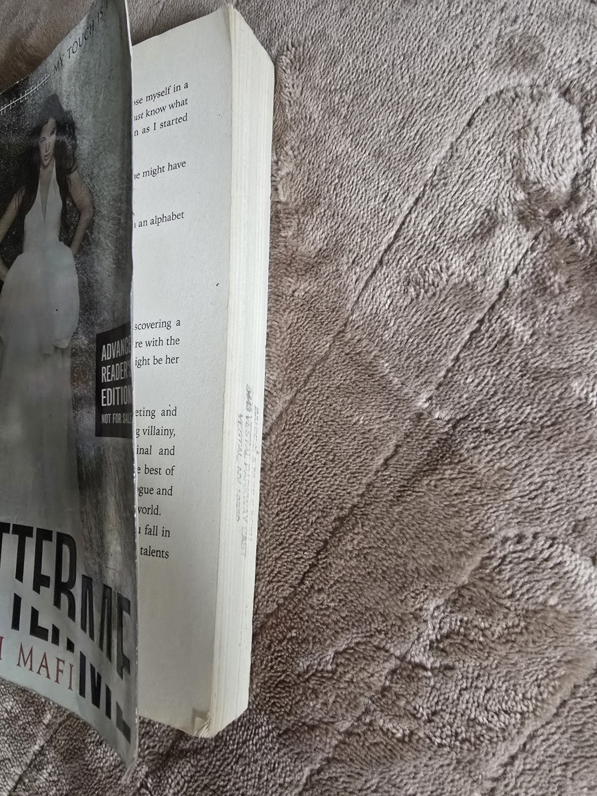 Tahereh Mafi Shatter Me PB 2011 HarperCollins Uncorrected Proof 1st Ed.
