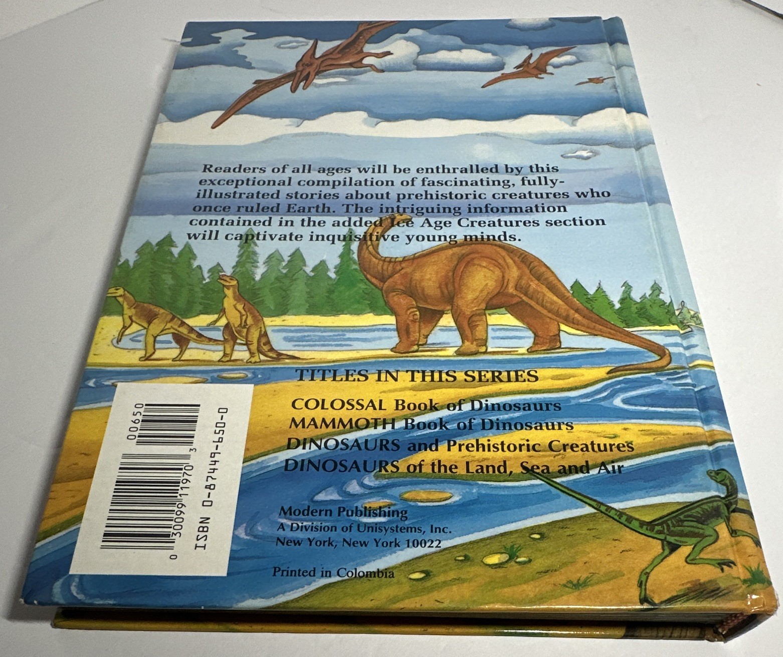 Modern Publishing Mammoth Book of Dinosaurs Hardcover Illustrated Picture Book