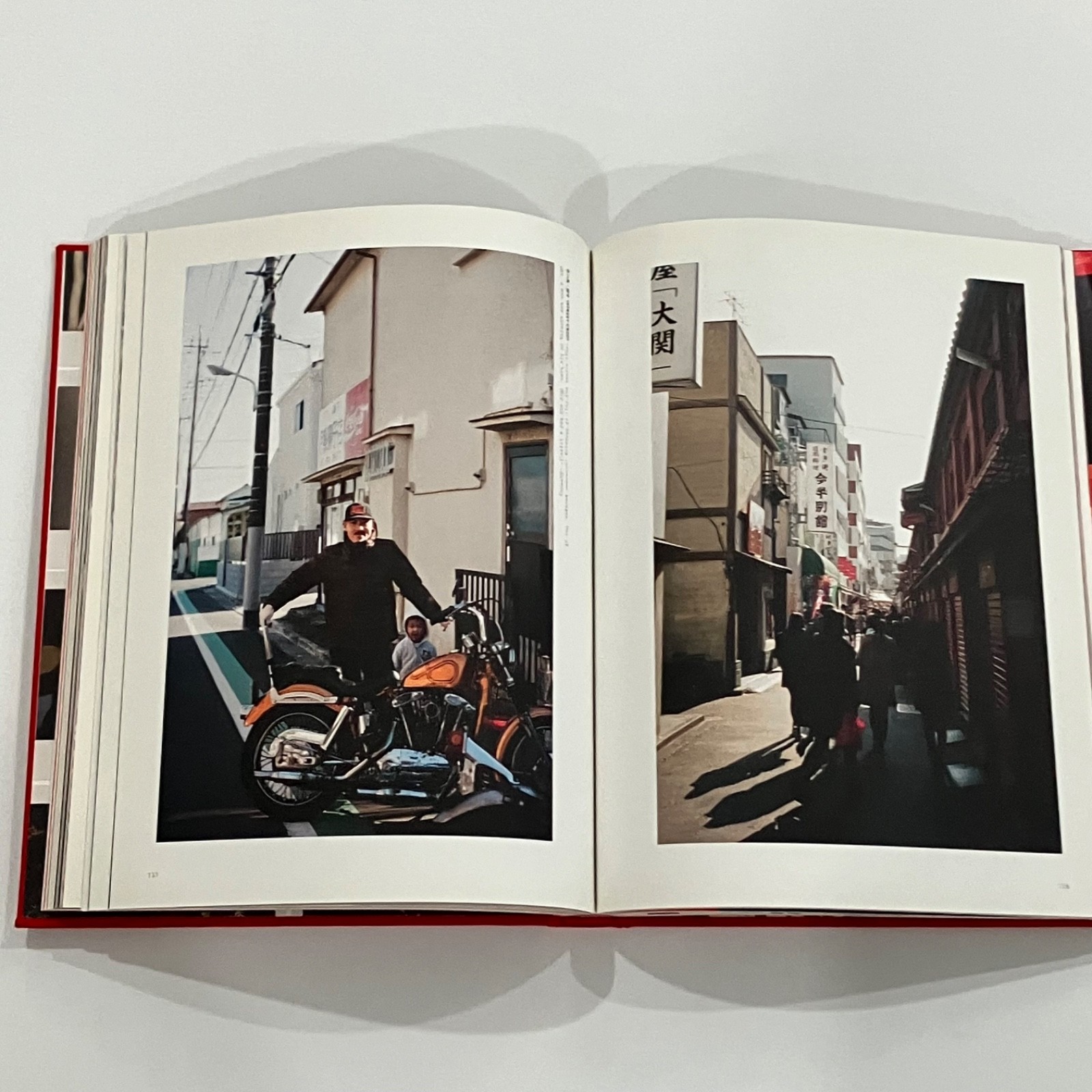 Chandelier Does Tokyo Coffeetable Art Travel Hardcover Book 2016