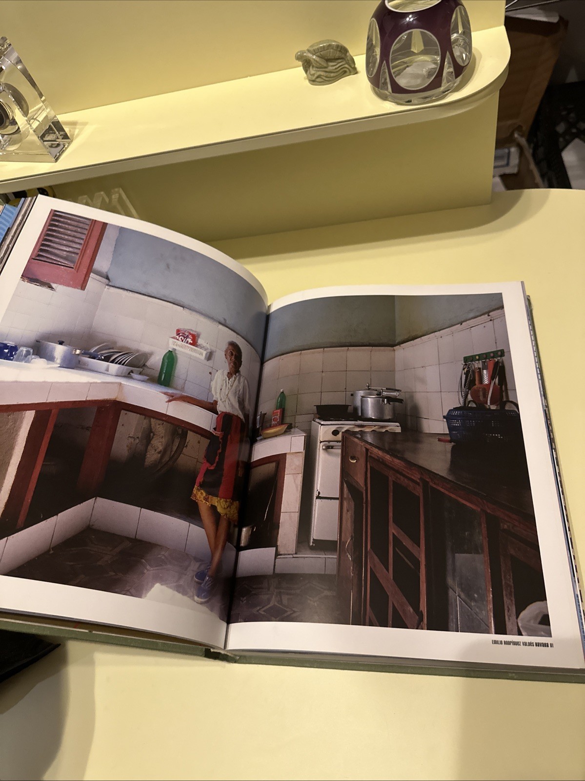 TASCHEN INSIDE CUBA HC COLLECTIBLE TABLE TOP DECOR BOOK 02