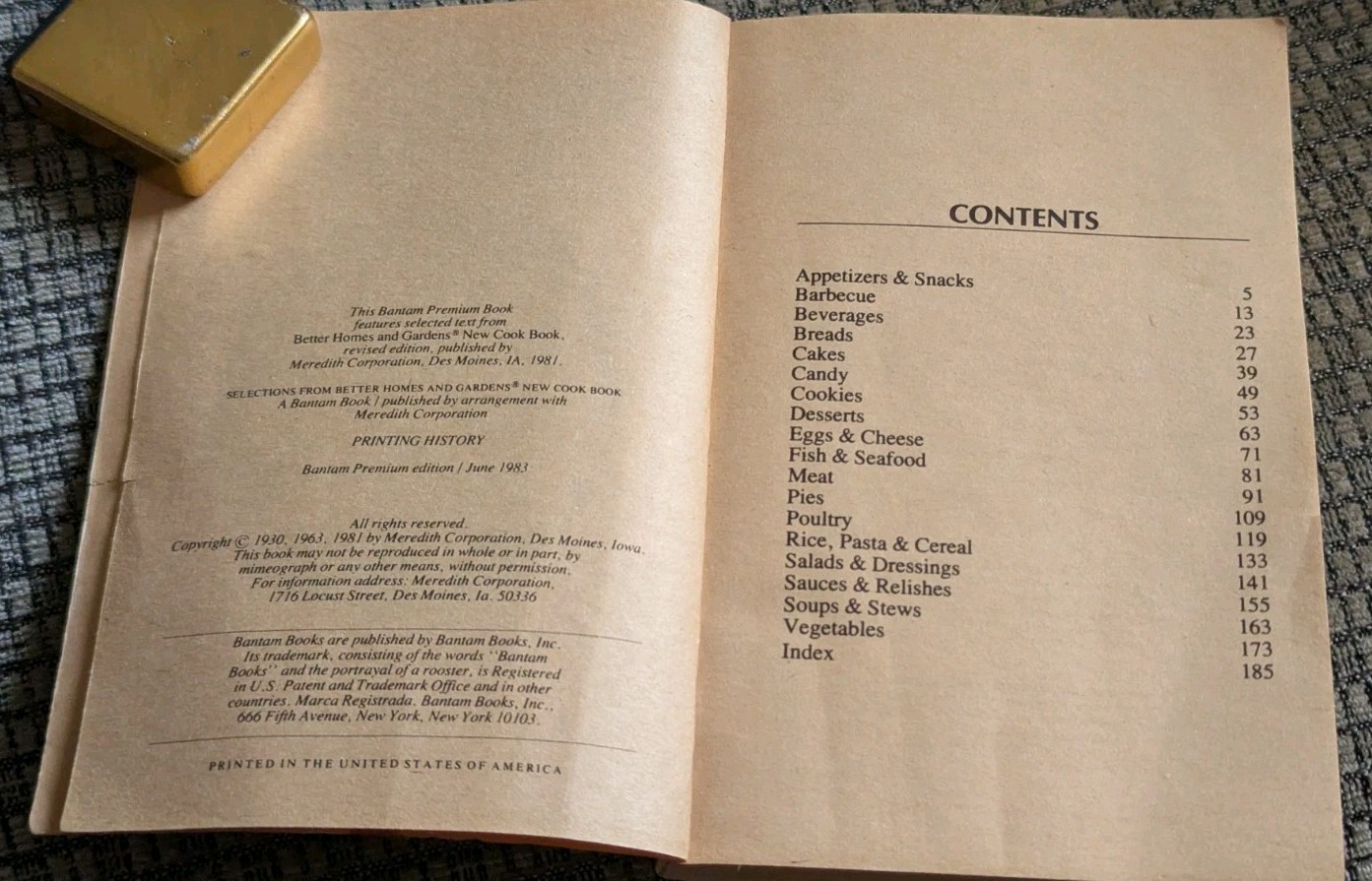 VTG 1983 Pocket Size Paper Back Selections Better Homes And Gardens Cookbook