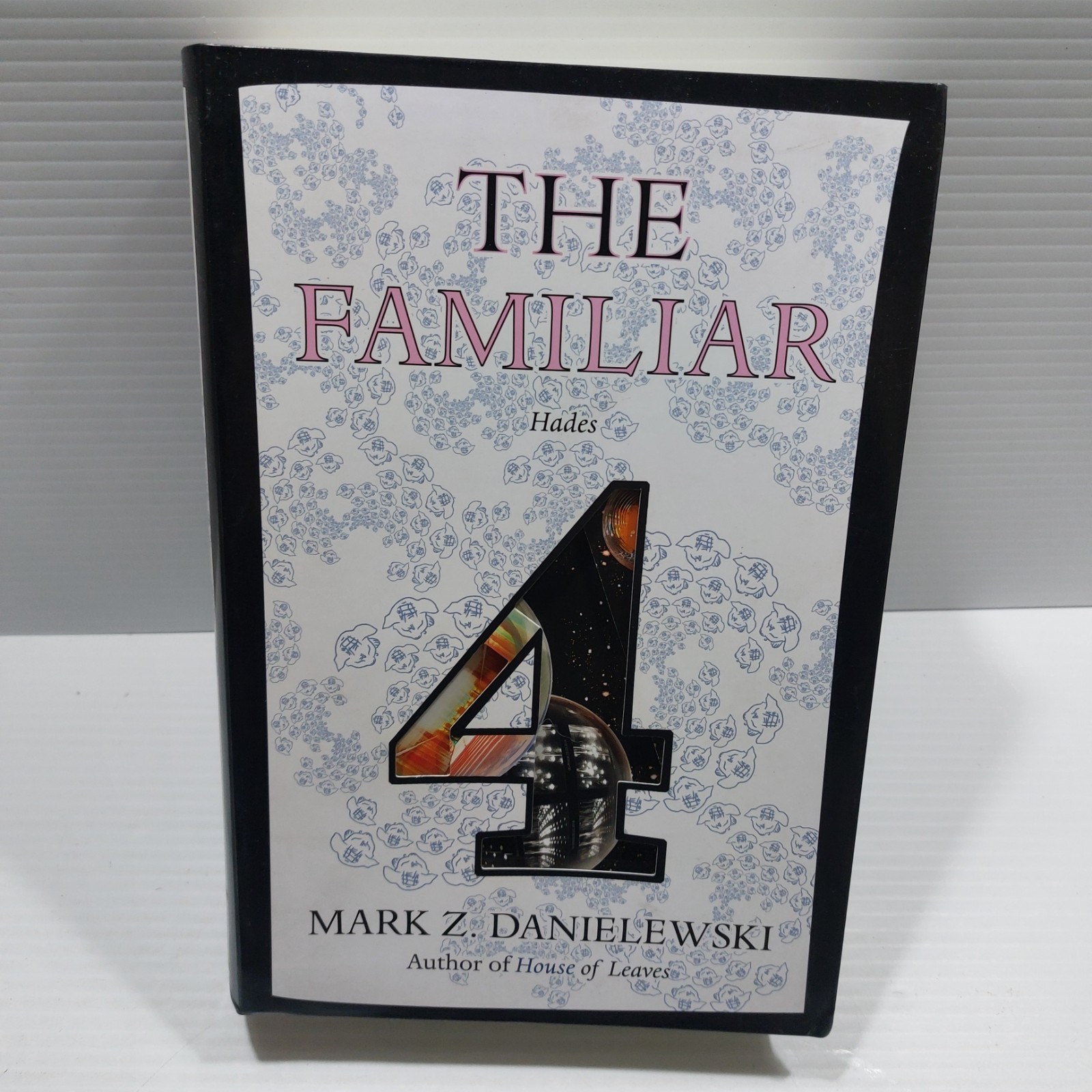 Mark Z. Danielewski The Familiar Complete Softcover set Vol 1 – 5
