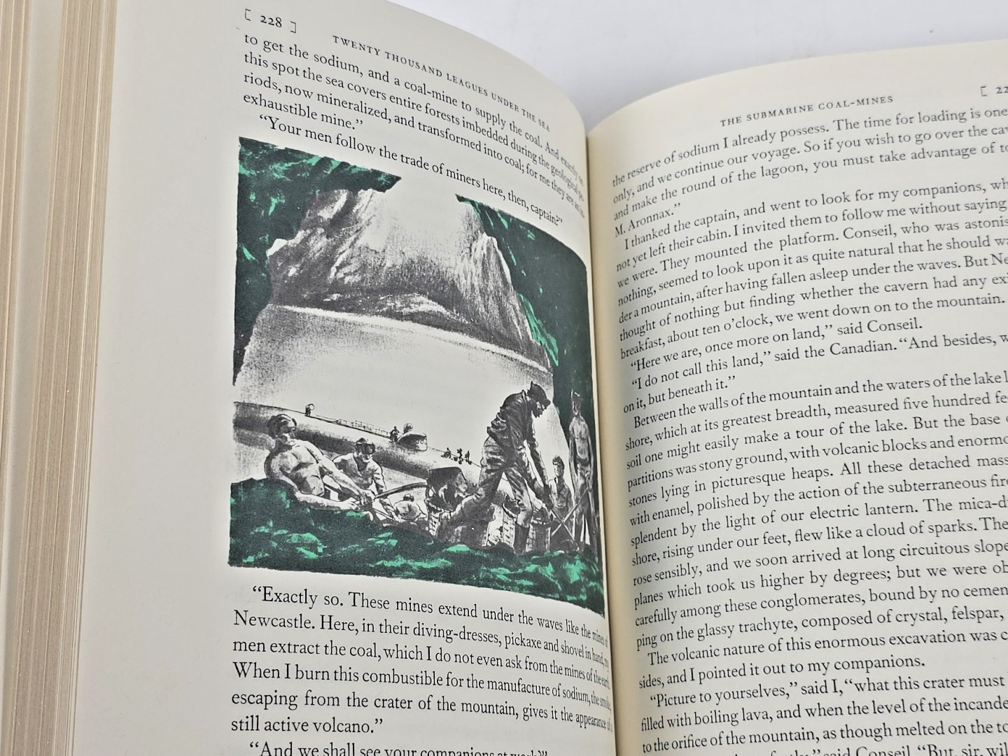 20,000 Leagues Under the Sea by: Verne ~ Easton Press 1977 ~ 100 Greatest Books