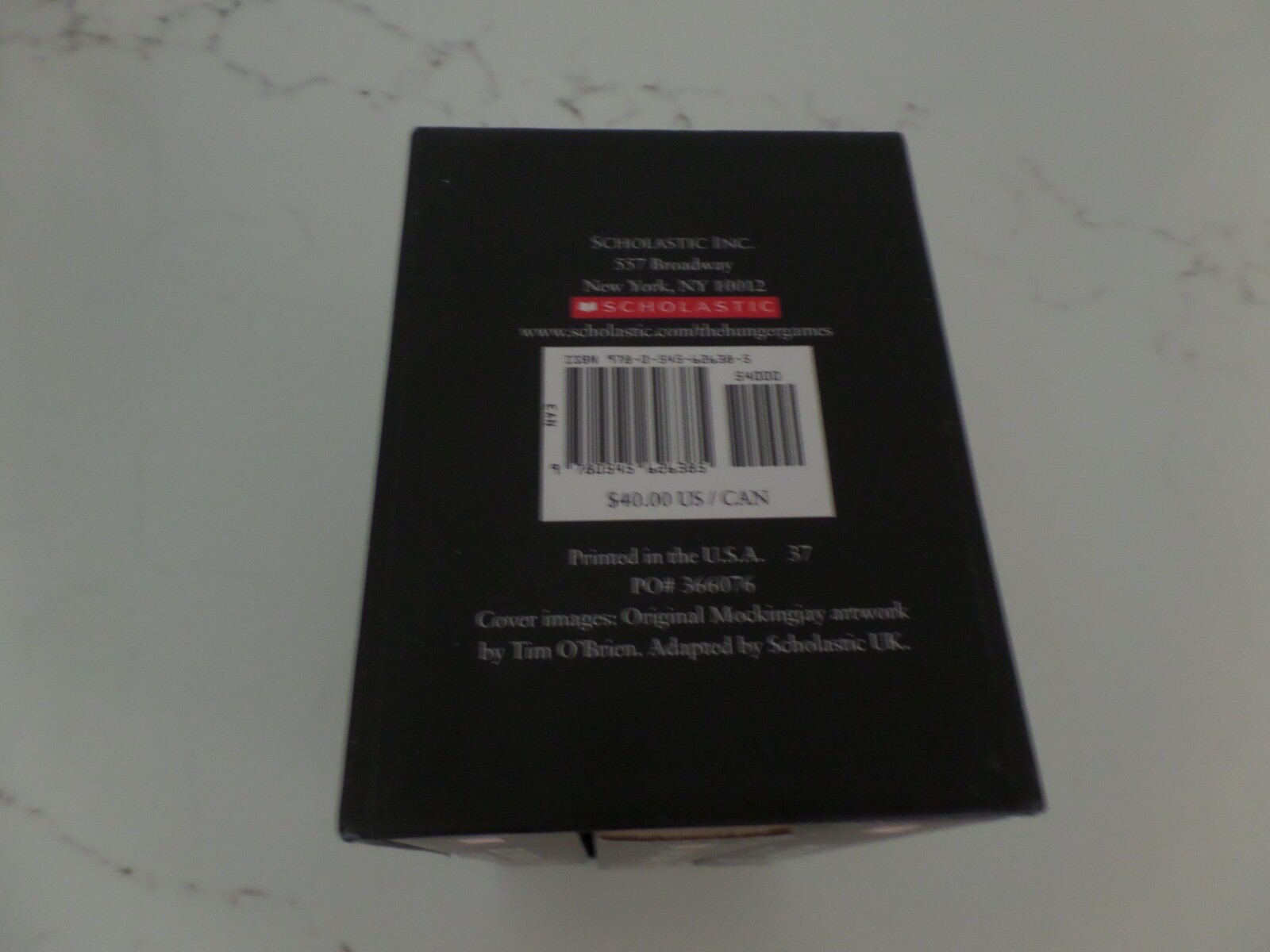 The Hunger Games Trilogy Boxset by Suzanne Collins: UNREAD!!