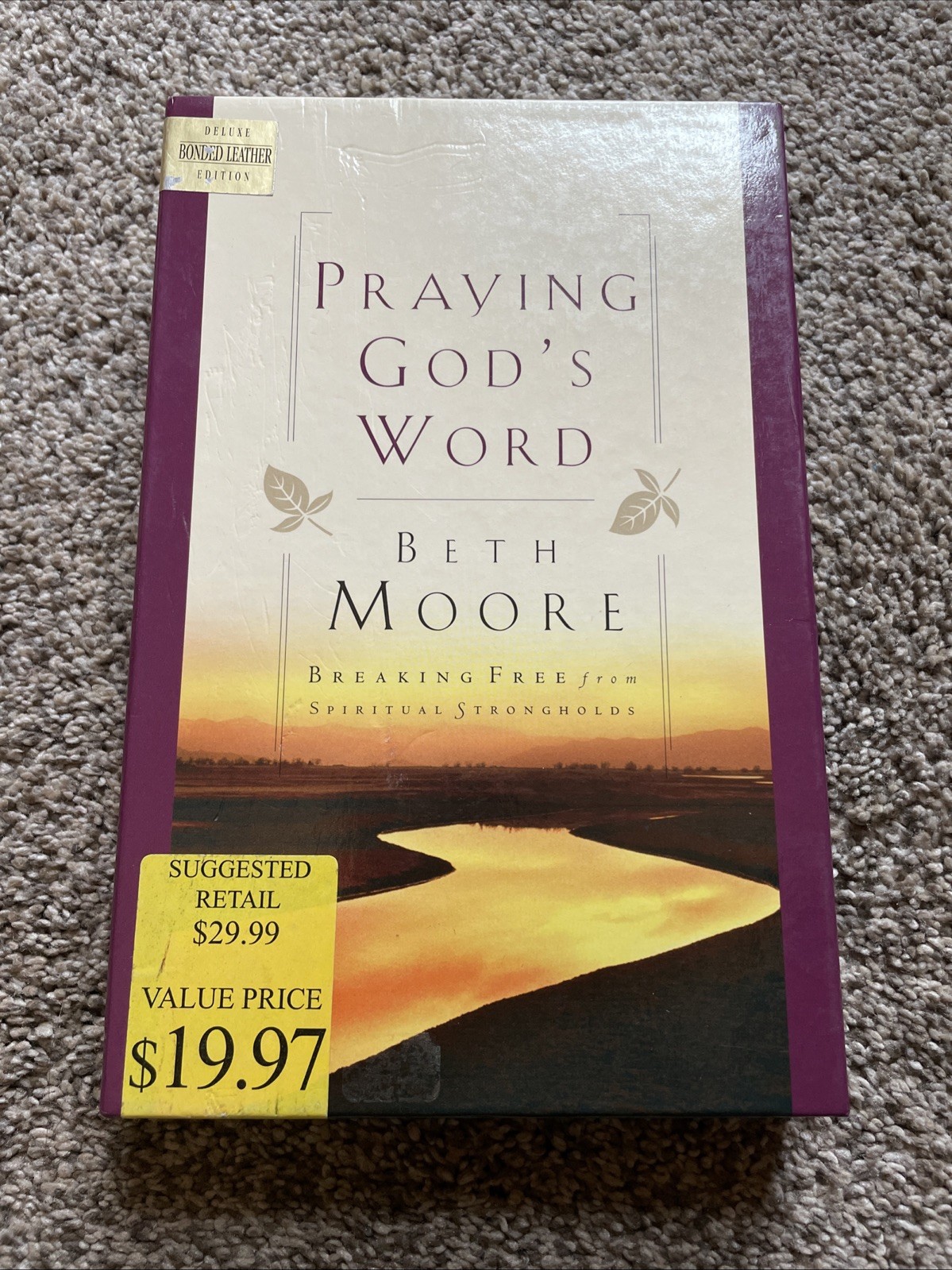 Praying God’s Word Beth Moore Breaking Free Spiritual Strongholds Leather In Box