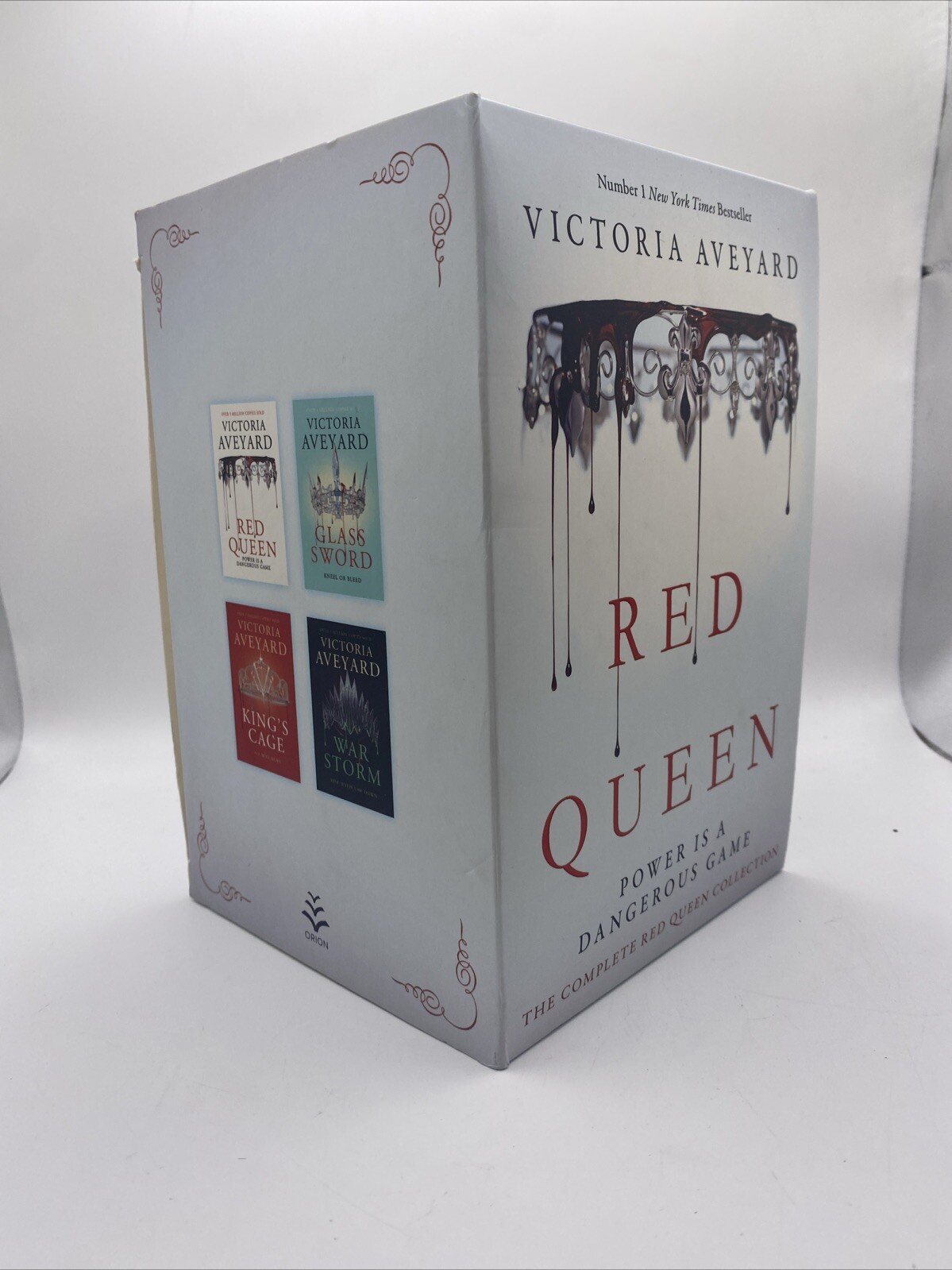 Red Queen Series 4 Books Collection Box Set by Victoria Aveyard [Red Queen, Glas