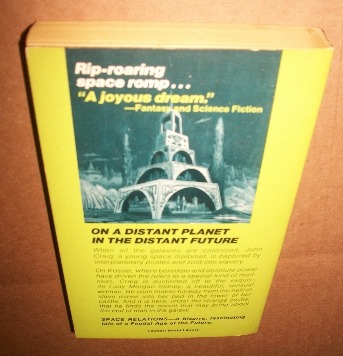 Space Relations Donald Barr Gothic Fawcett Crest P2370 $1.25 Feb 1975 1st prt EX