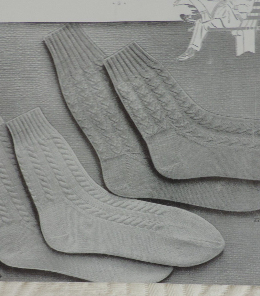 2 Knitting Socks Magazines #20/#340 Women/Men/Child Slippers/Sweater 1950s
