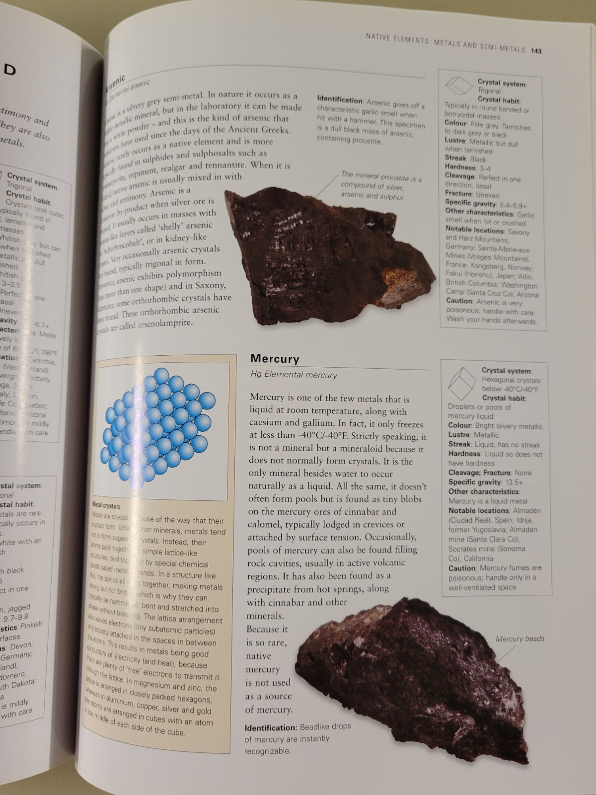 ILLUSTRATED GUIDE TO ROCKS AND MINERALS John Farndon (2012, Soft) VERY GOOD