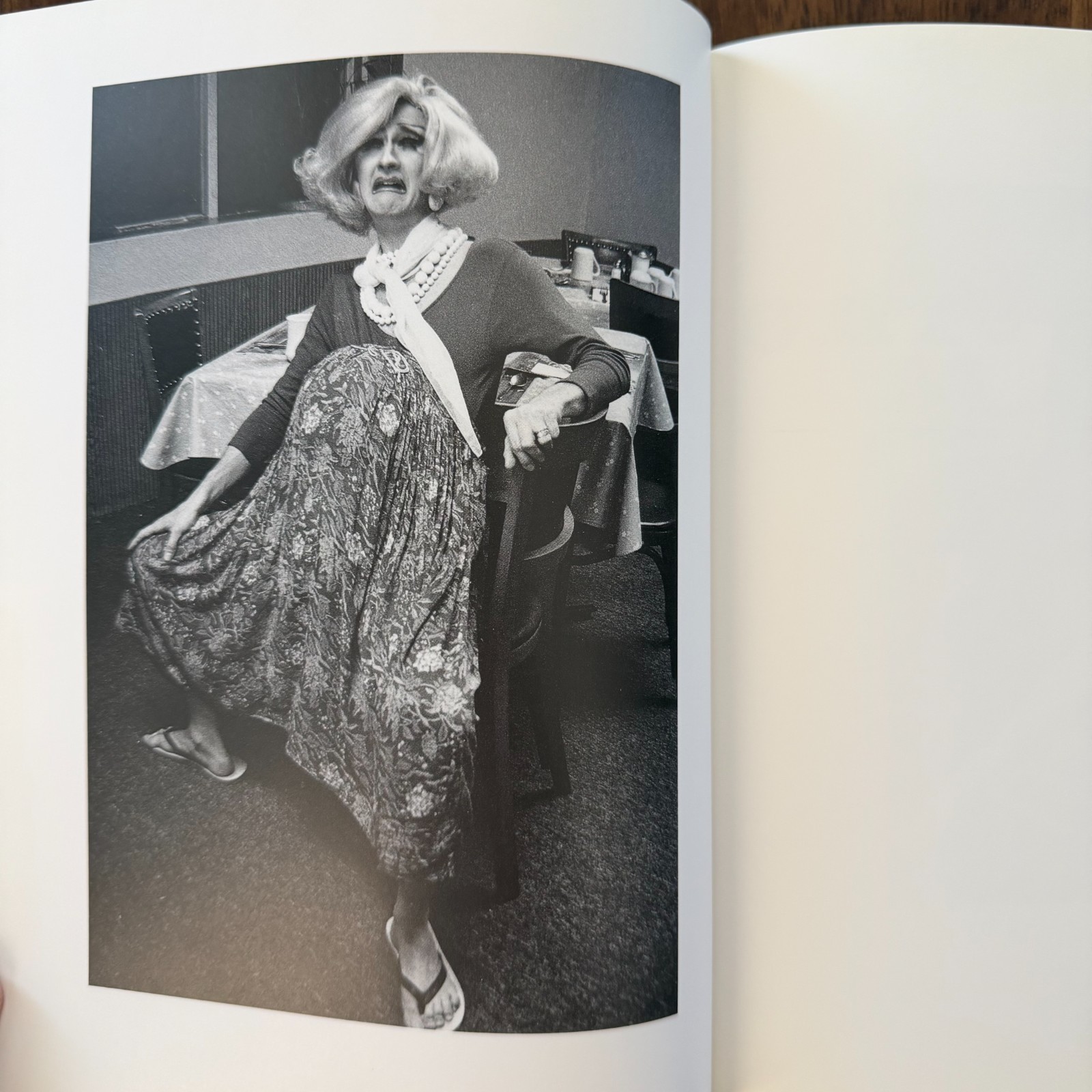 Walk on the Wild Side by Jeanette Jones (1995 1st Printing) LGBT Drag Queens HC