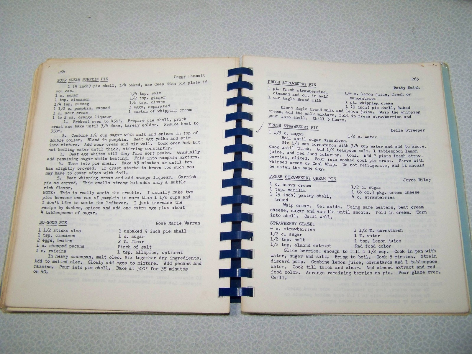 Most Precious Blood Catholic Church Corpus Christi TX 1981 Cookbook 700+ Recipes