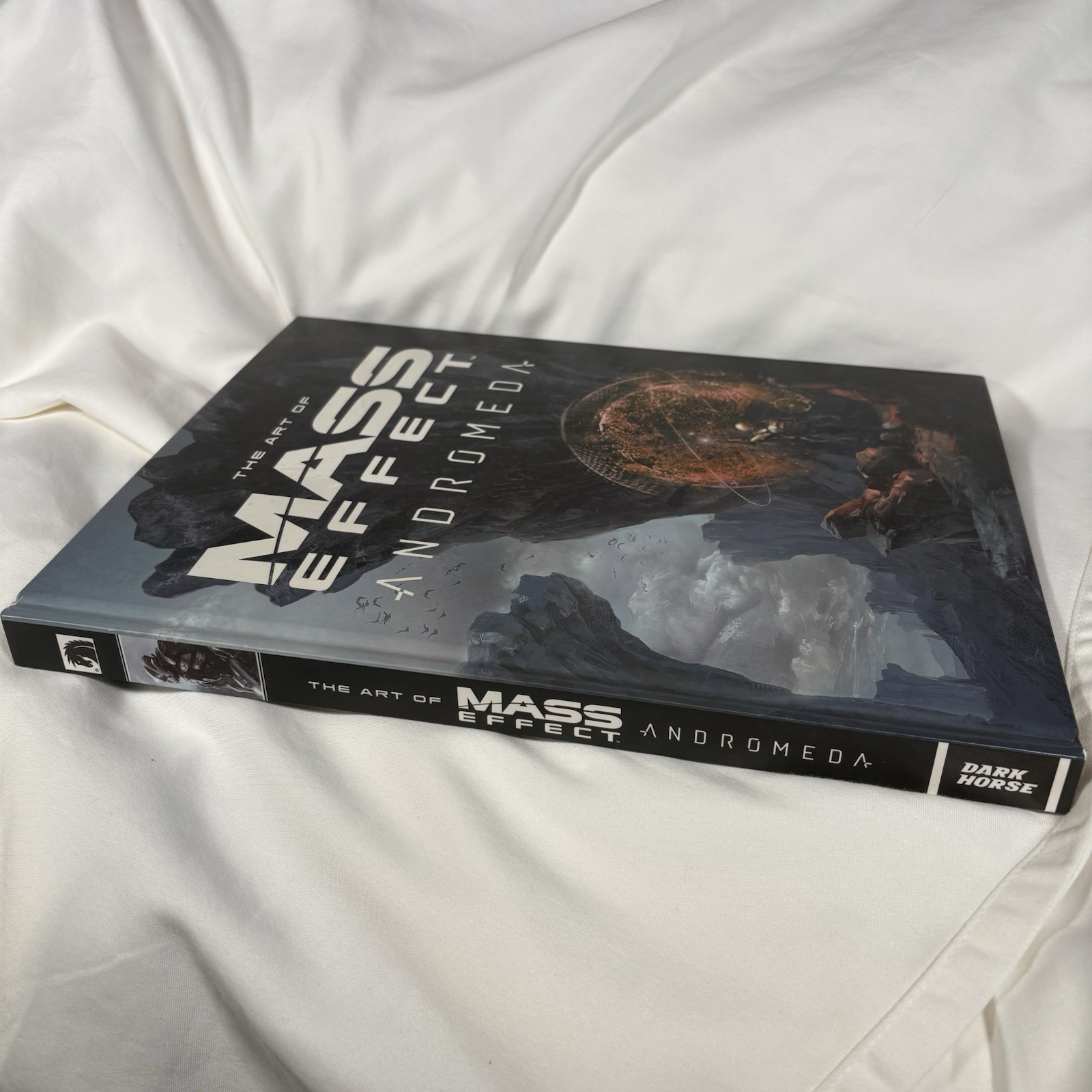 The Art of Mass Effect Andromeda Bioware Hardcover Dark Horse – Excellent
