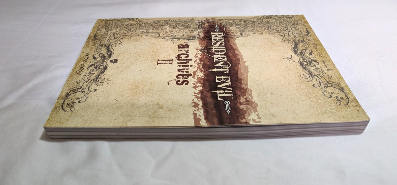 Resident Evil Archives II (2002-2009) BradyGames Hardcover Art Book – Excellent