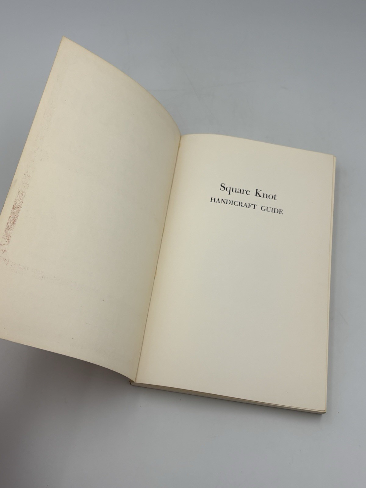 Square Knotting Or Macrame – Raoul Graumont (1949) Vintage Paperback