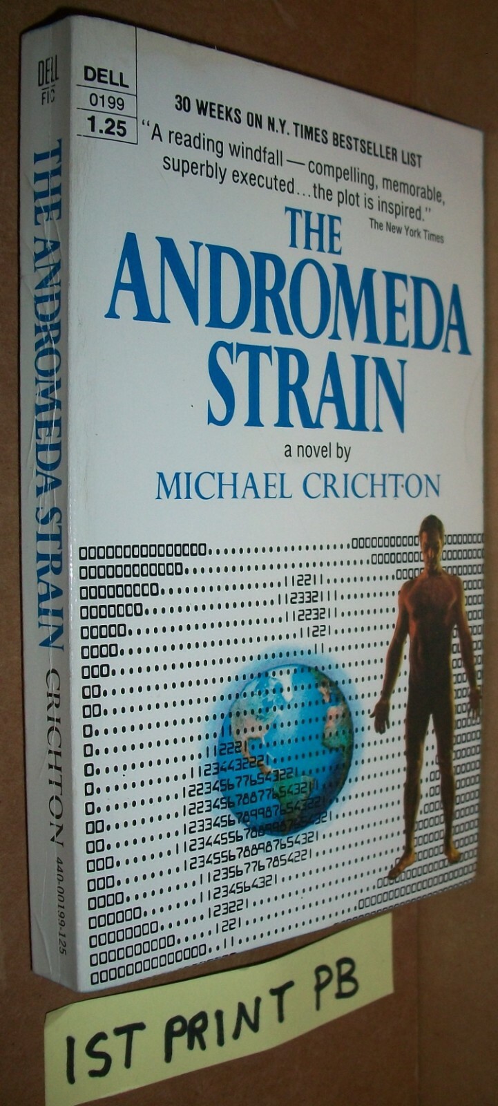 The Andromeda Strain Michael Crichton PB Dell #0199 1st print June 1970 $1.25 VG