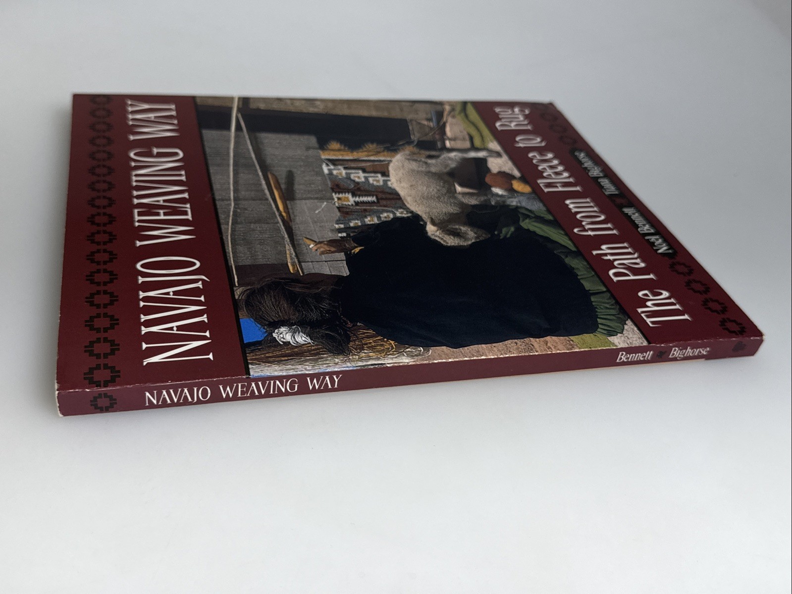 Navajo Weaving Way Fleece to Rug Noel Bennett Tiana Bighorse Weaving Book