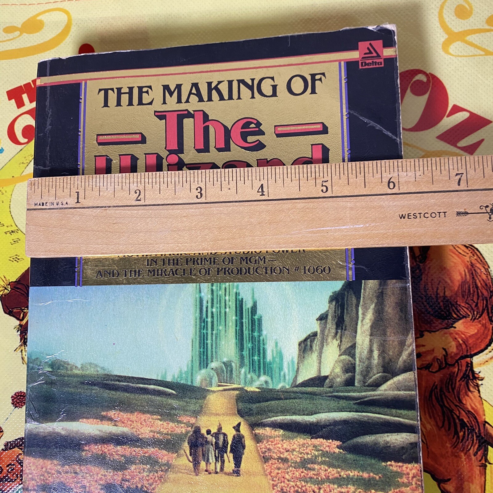Lot Of Making of the Wizard of Oz Paper Book 2 Post Cards 2 Greeting Cards 1 Bag