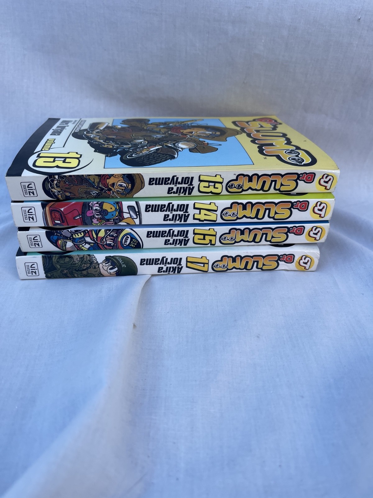 Lot of 4 “Dr Slump” Akira Toriyama Manga Vol 13, 14, 15, 17 Excellent Condition