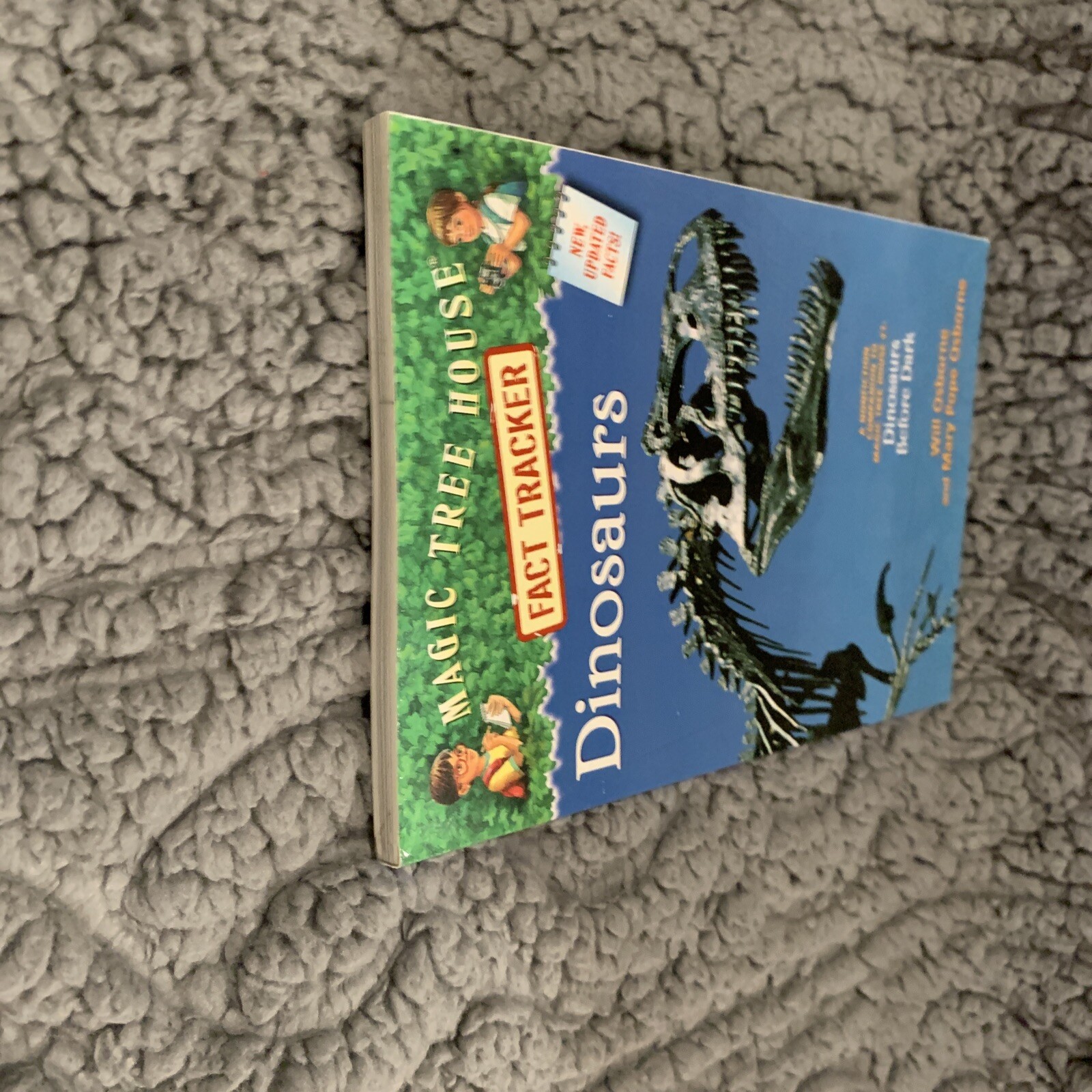 Dinosaurs: A Nonfiction Companion to Magic Tree House #1: Dinosaurs Before Dark