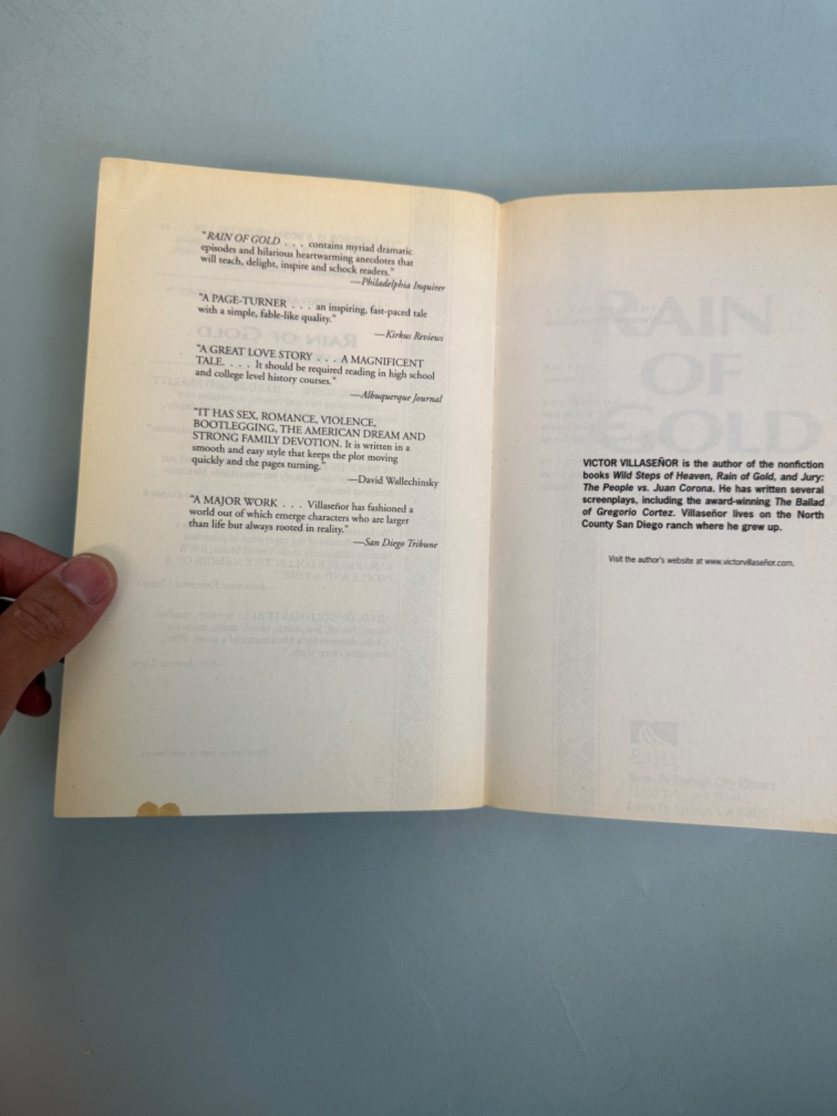 Rain Of Gold book by Victor Villasenor