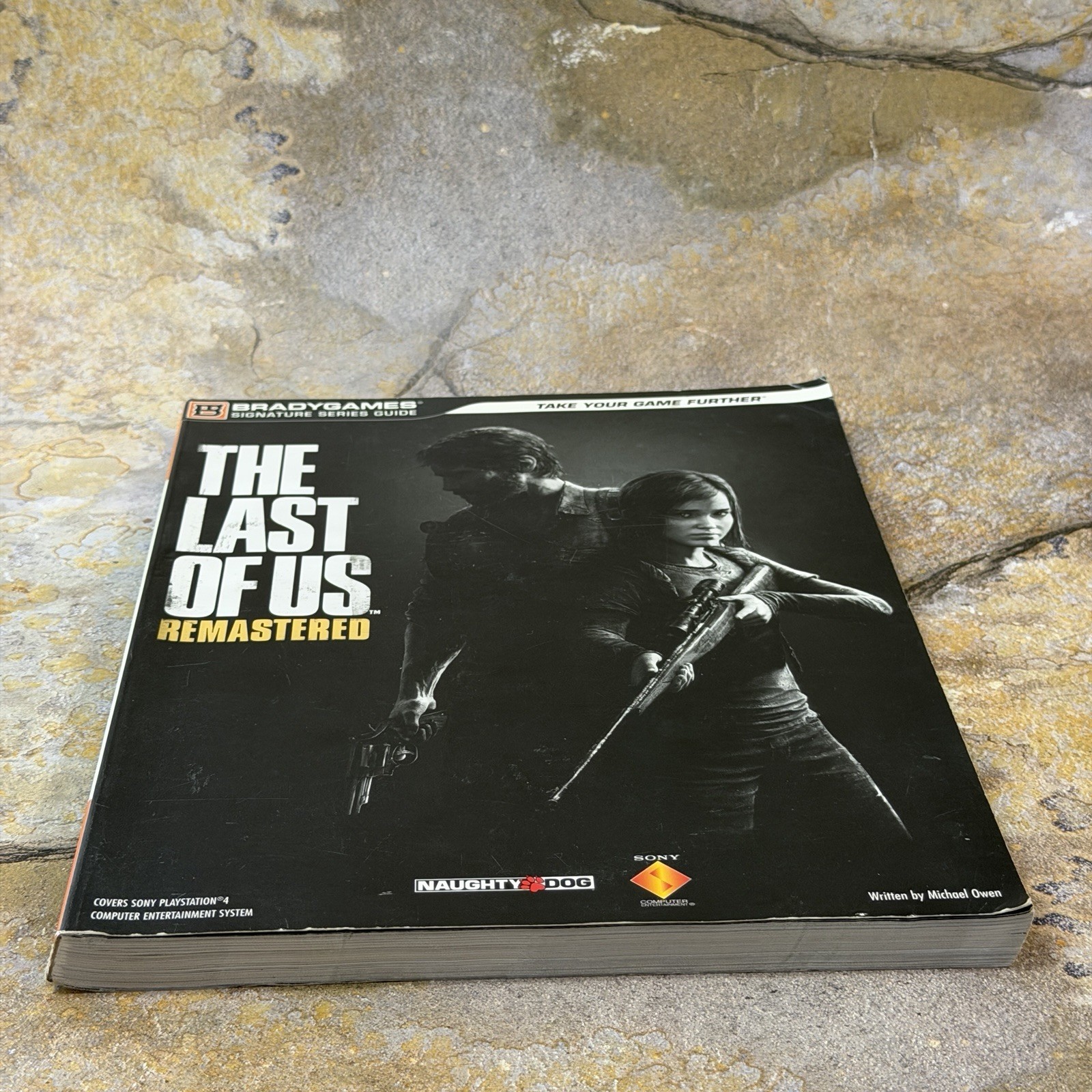 Last Of Us Remastered Brady Games Signature Series Guide PS4 Naughty Dog
