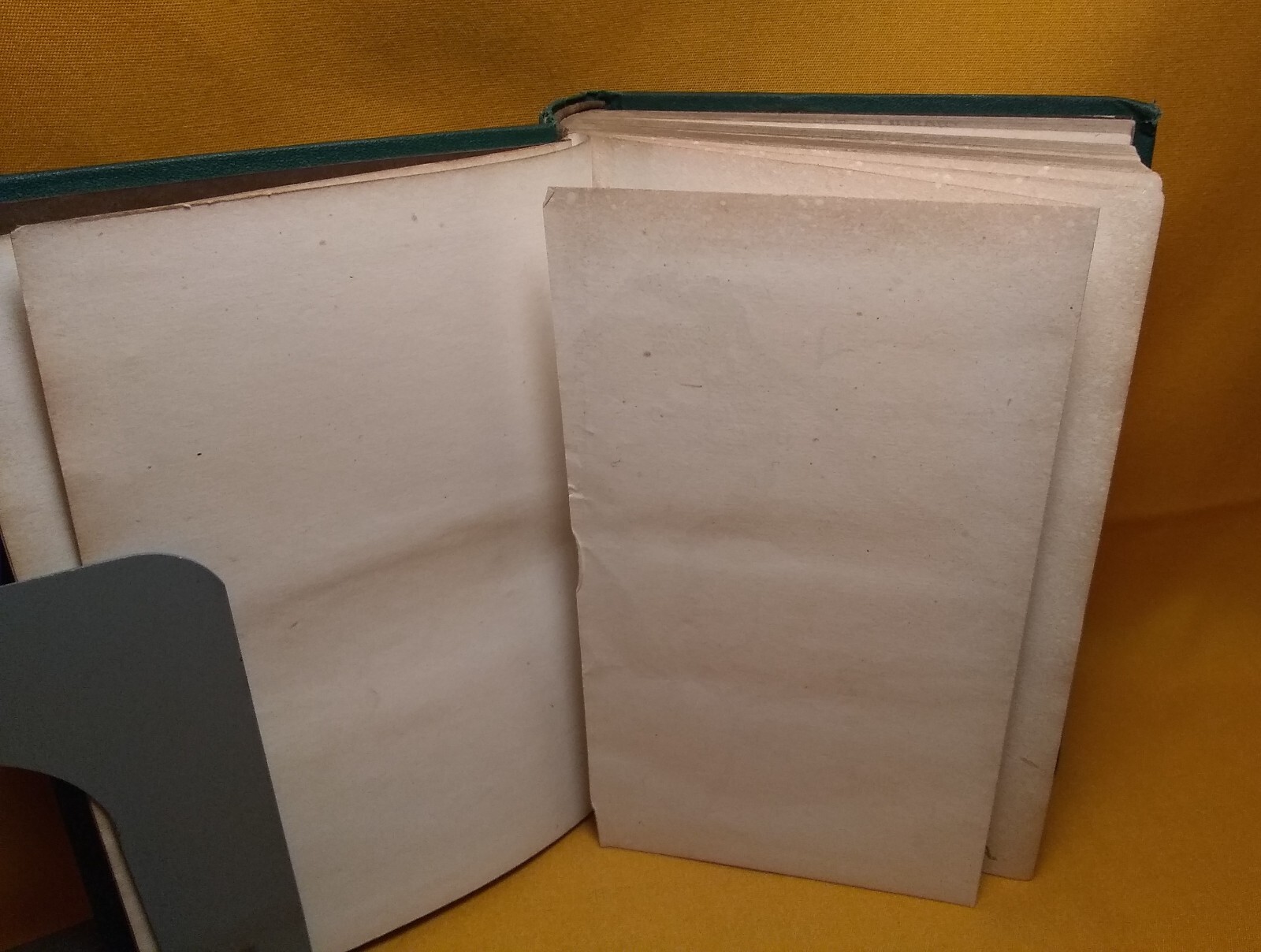 The Early Jesuit Missions in North America William Ingraham Kip 1866 HC ex-lib