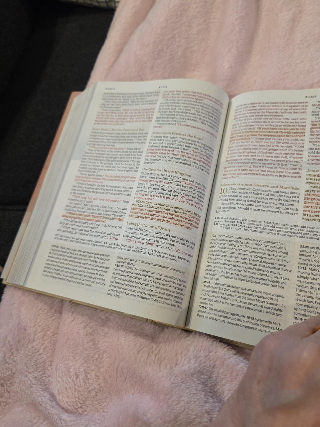 NLT Every Woman’s Bible Filament Enabled HCDJ Red Letter Edition Tyndale EUC