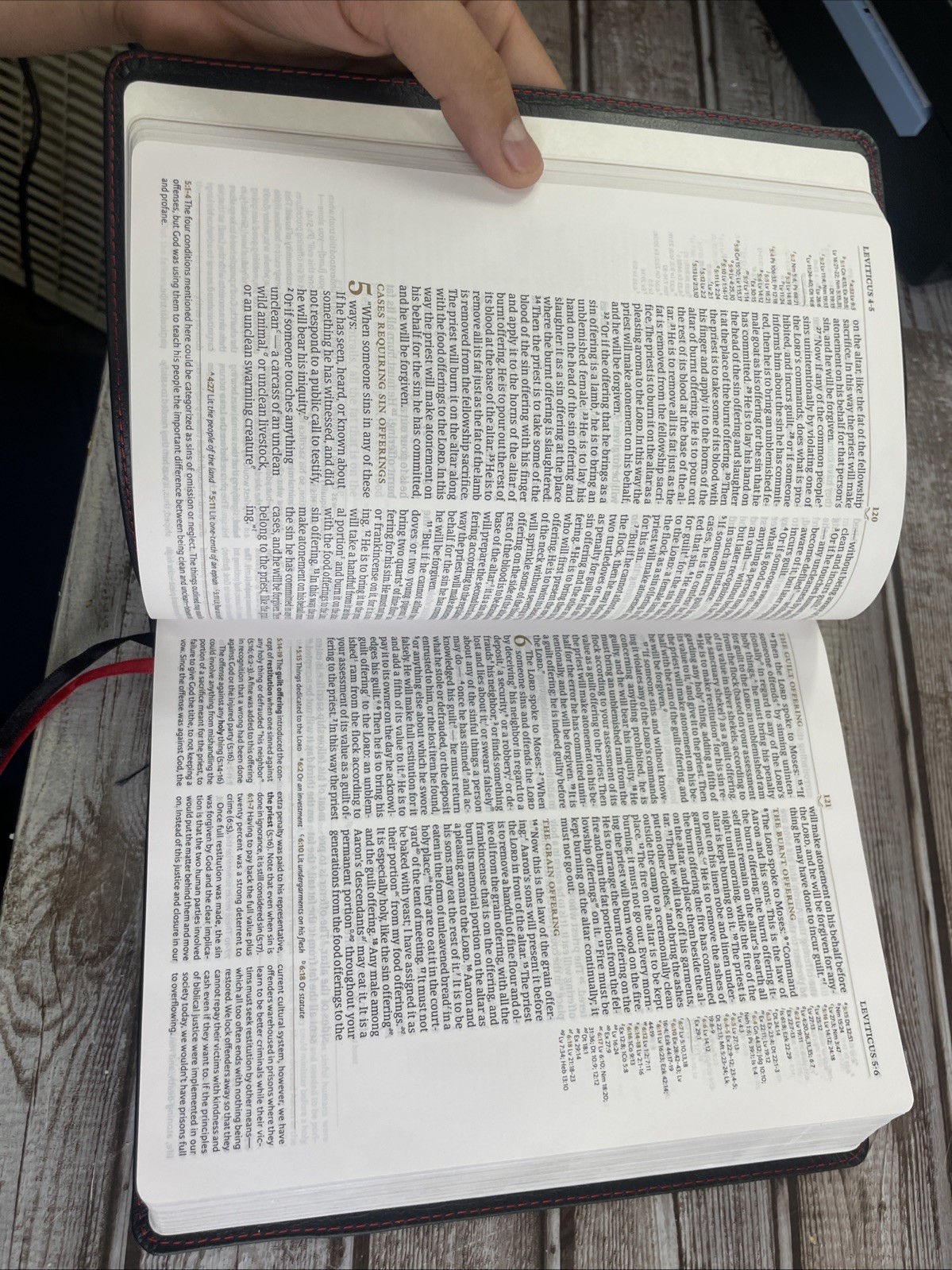 CSB Tony Evans Study Bible, Black Genuine Leather, Indexed : Advancing God’s…