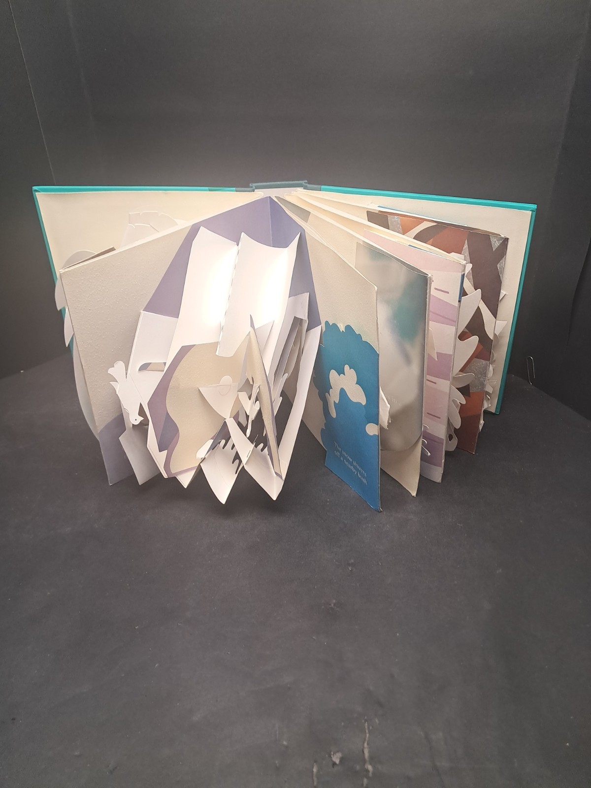 Winters Tale – Pop-up book by Robert Sabuda