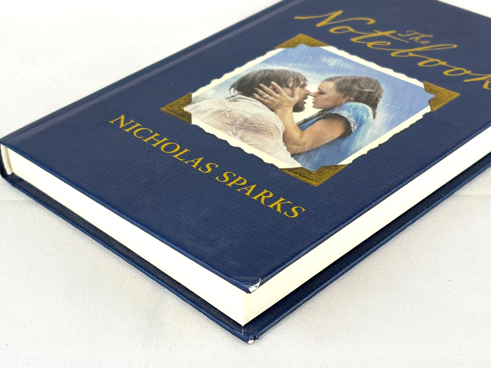 The NOTEBOOK by Nicholas Sparks Special Hardcover Edition *Brand NEW*