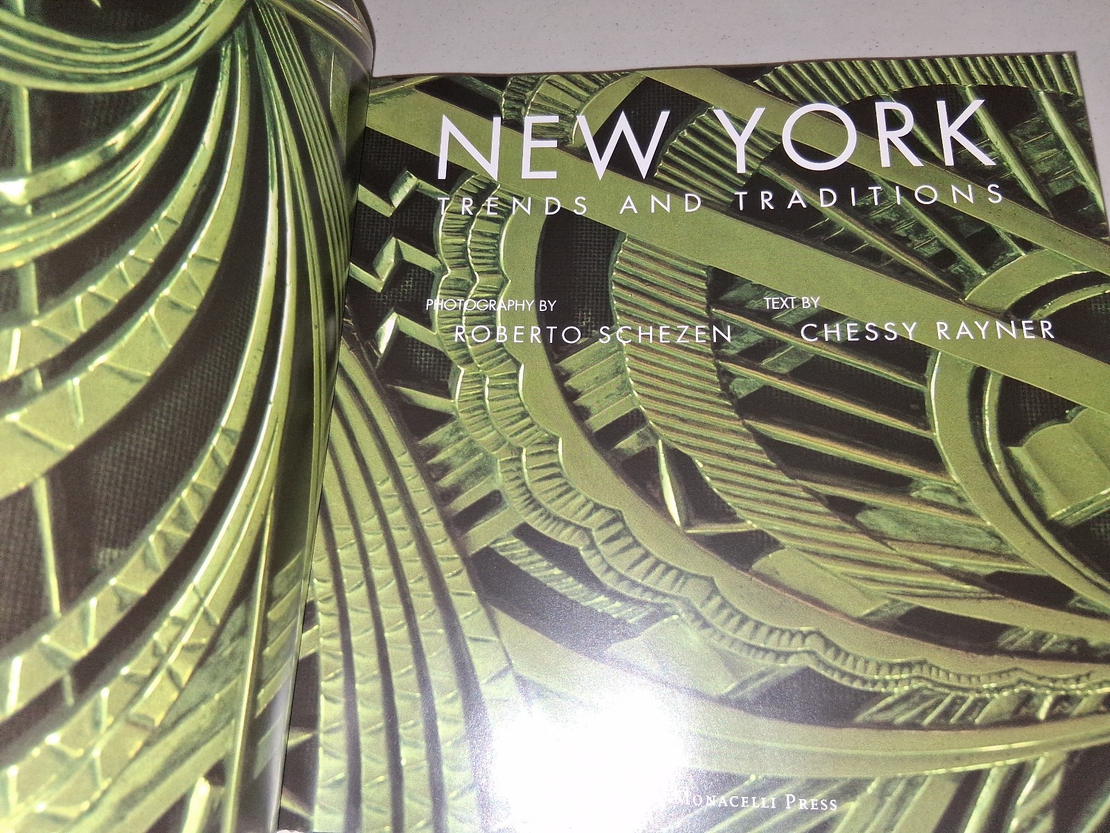 New York Trends And Traditions By Rayner & Schezen HC Int Design Monacelli 1997