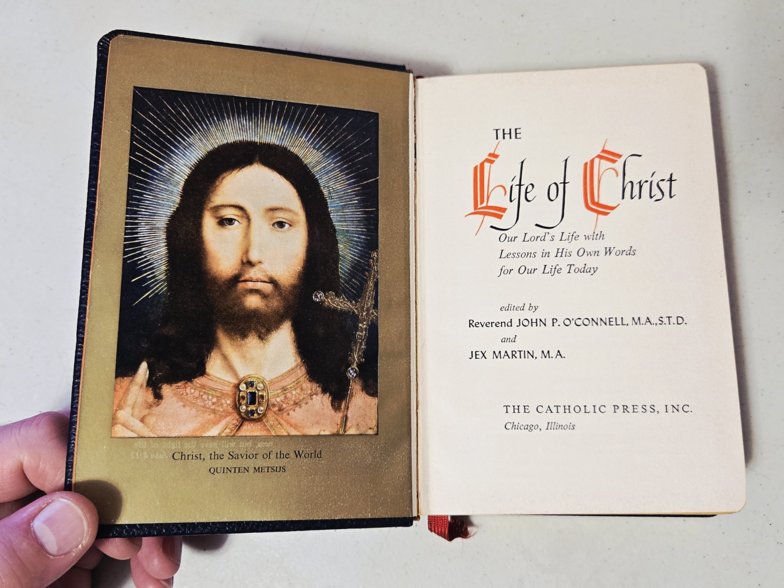 THE LIFE OF CHRIST by The Catholic Press, 1954 Blue/Gold Hardcover