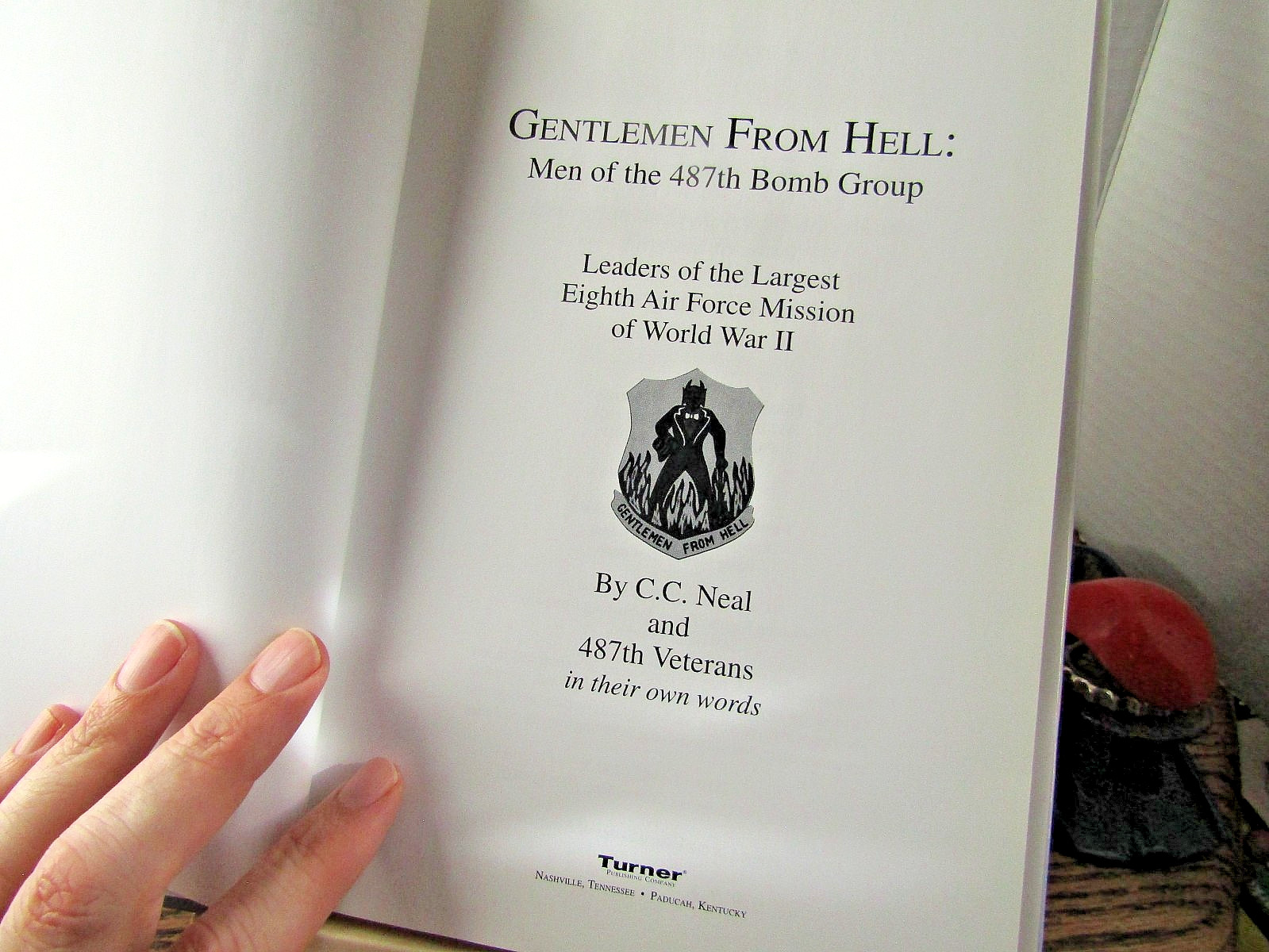 Gentlemen from Hell: Men of 487th Bomb Group 8th Air Force signed HB DJ NM ill