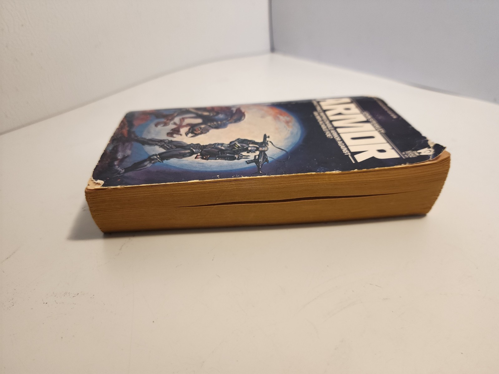 Armor by John Steakley (1984 Trade Paperback) 1st Printing.Acceptable Condition